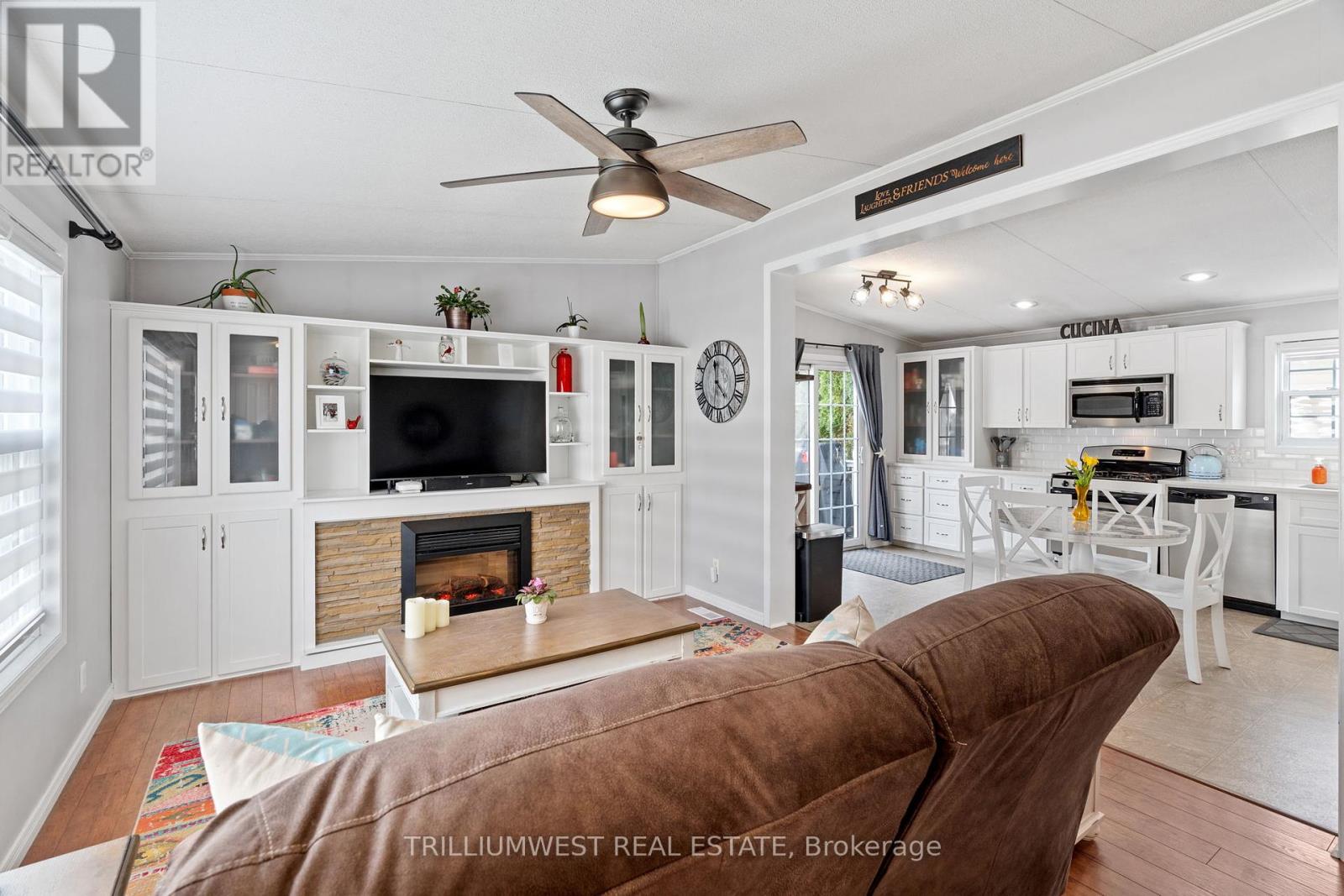 #29 Rowan - 77307 Bluewater Highway, Bluewater, Ontario  N0M 1G0 - Photo 4 - X12135821