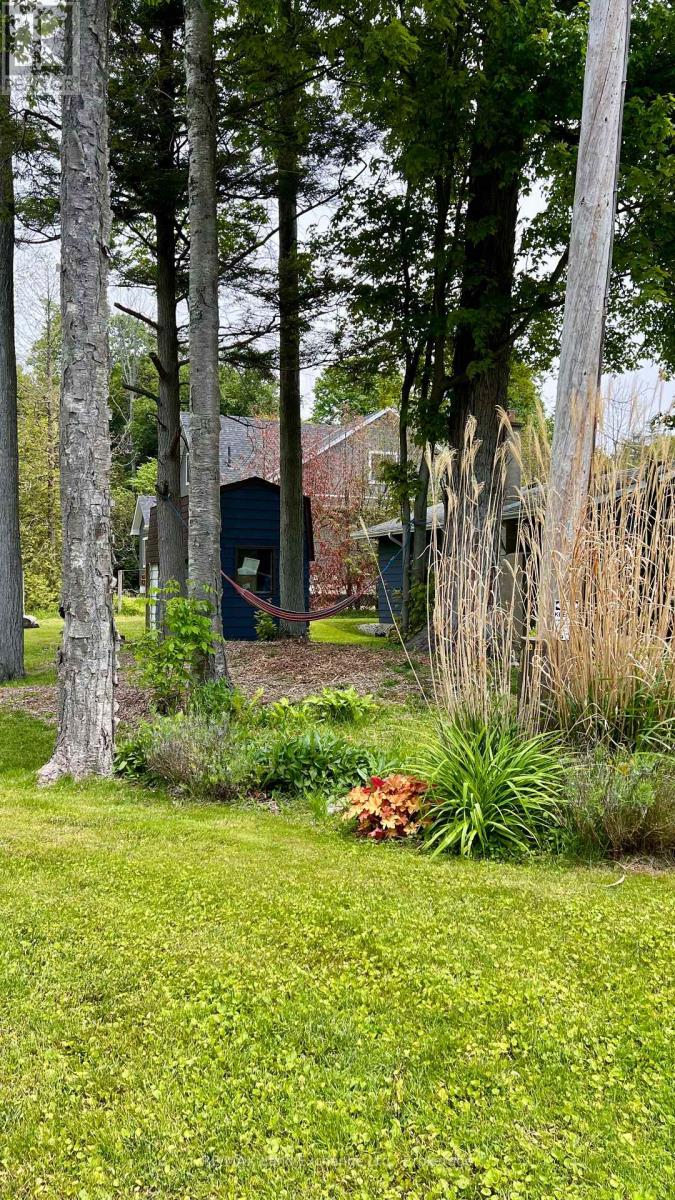 401 Oki Court, Huron-Kinloss, Ontario  N2Z 2X3 - Photo 6 - X12220802