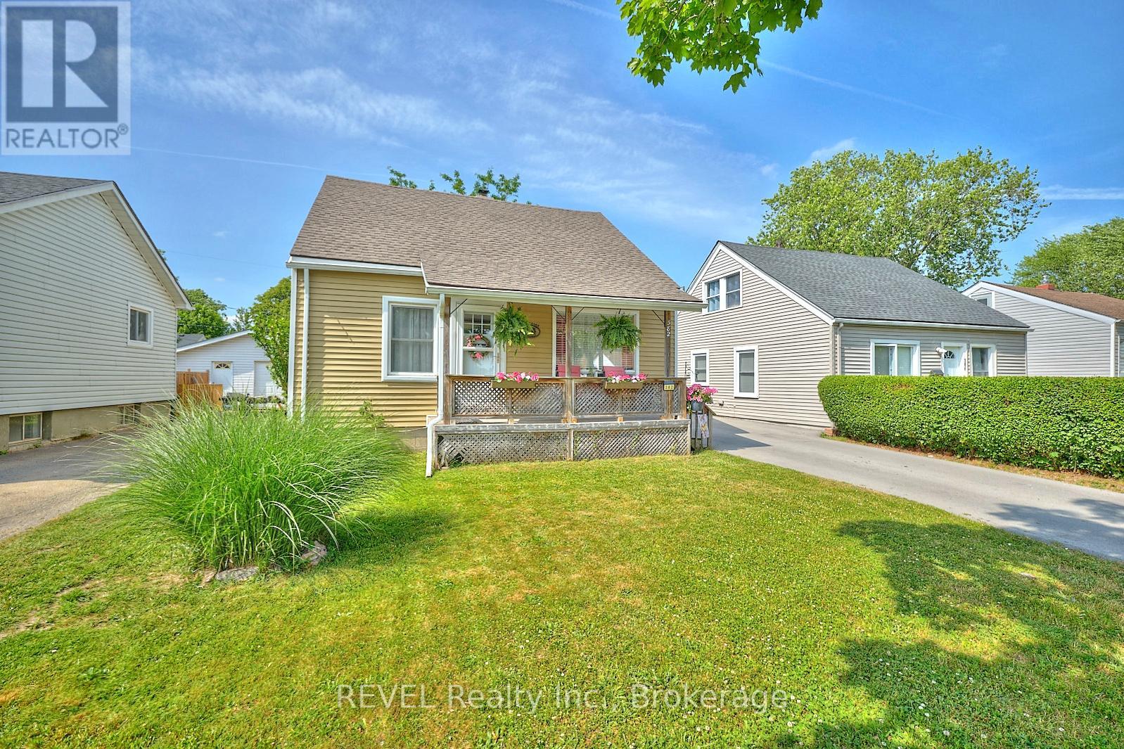 Property at 382 HENNEPIN AVENUE image 1