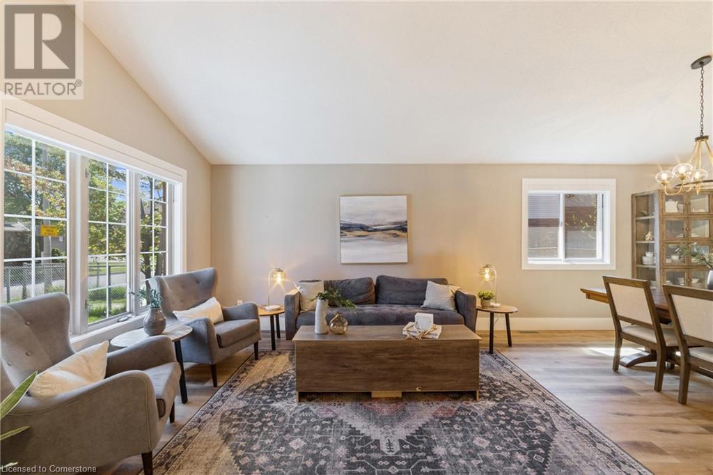 Property at 11 LIAM Drive image 3