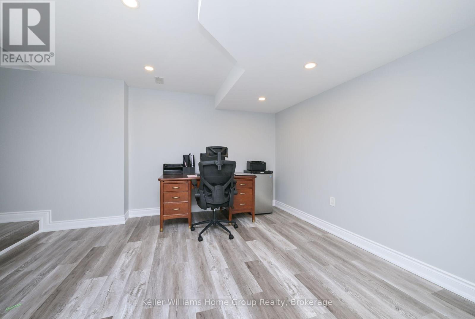 656 Armstrong Road, Shelburne, Ontario  L9V 3V4 - Photo 30 - X12228549