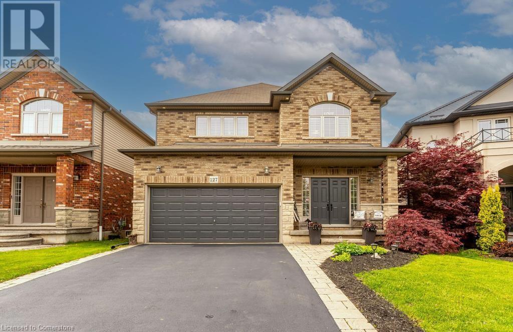 Property at 127 GARINGER Crescent image 1