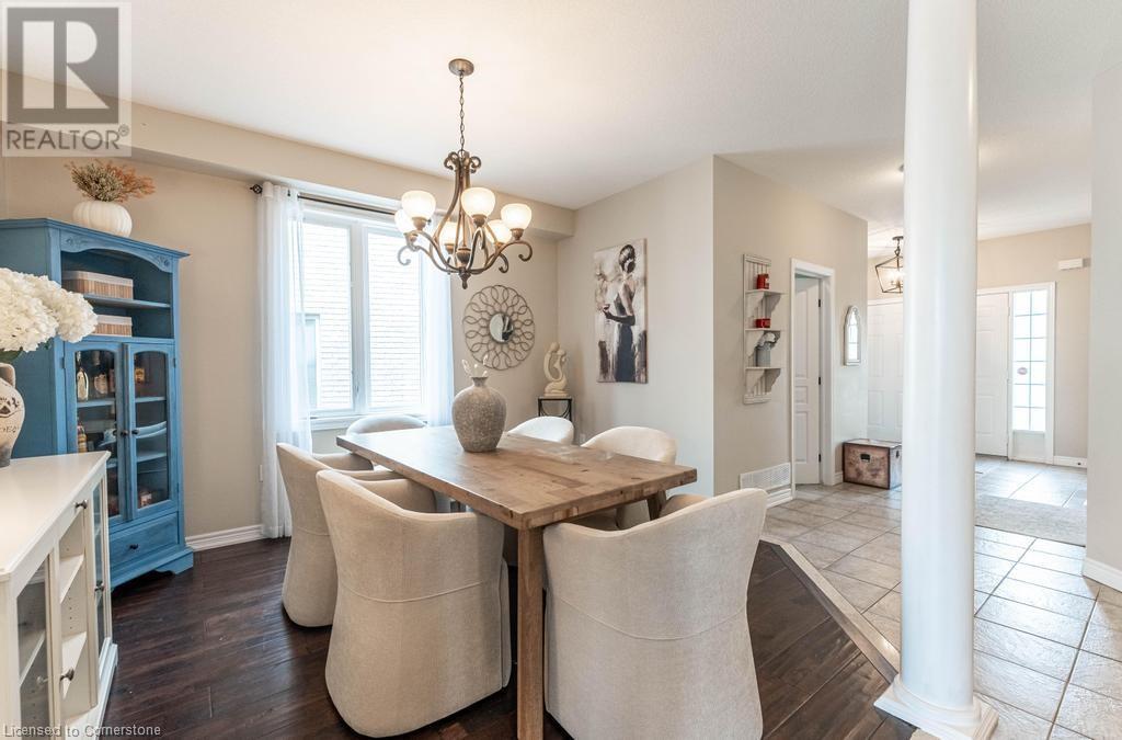Property at 127 GARINGER Crescent image 4