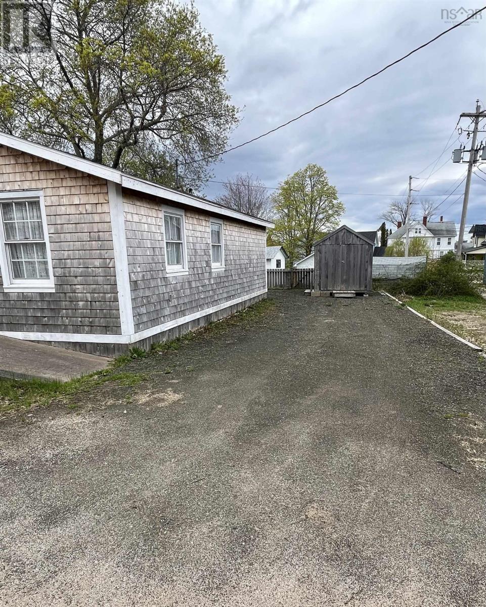 11 Jeffery Street, Bridgetown, Nova Scotia  B0S 1C0 - Photo 2 - 202510744