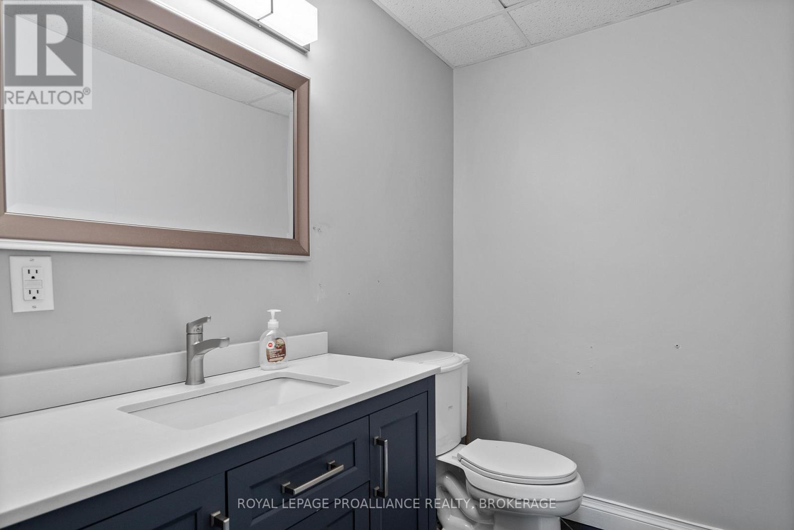 271 Concession Street, Kingston, Ontario  K7K 2B7 - Photo 14 - X12228626