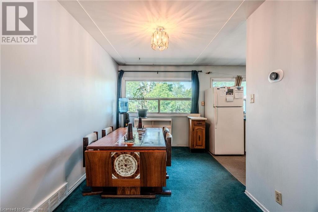 Property at 173 WESTMOUNT Road E image 3