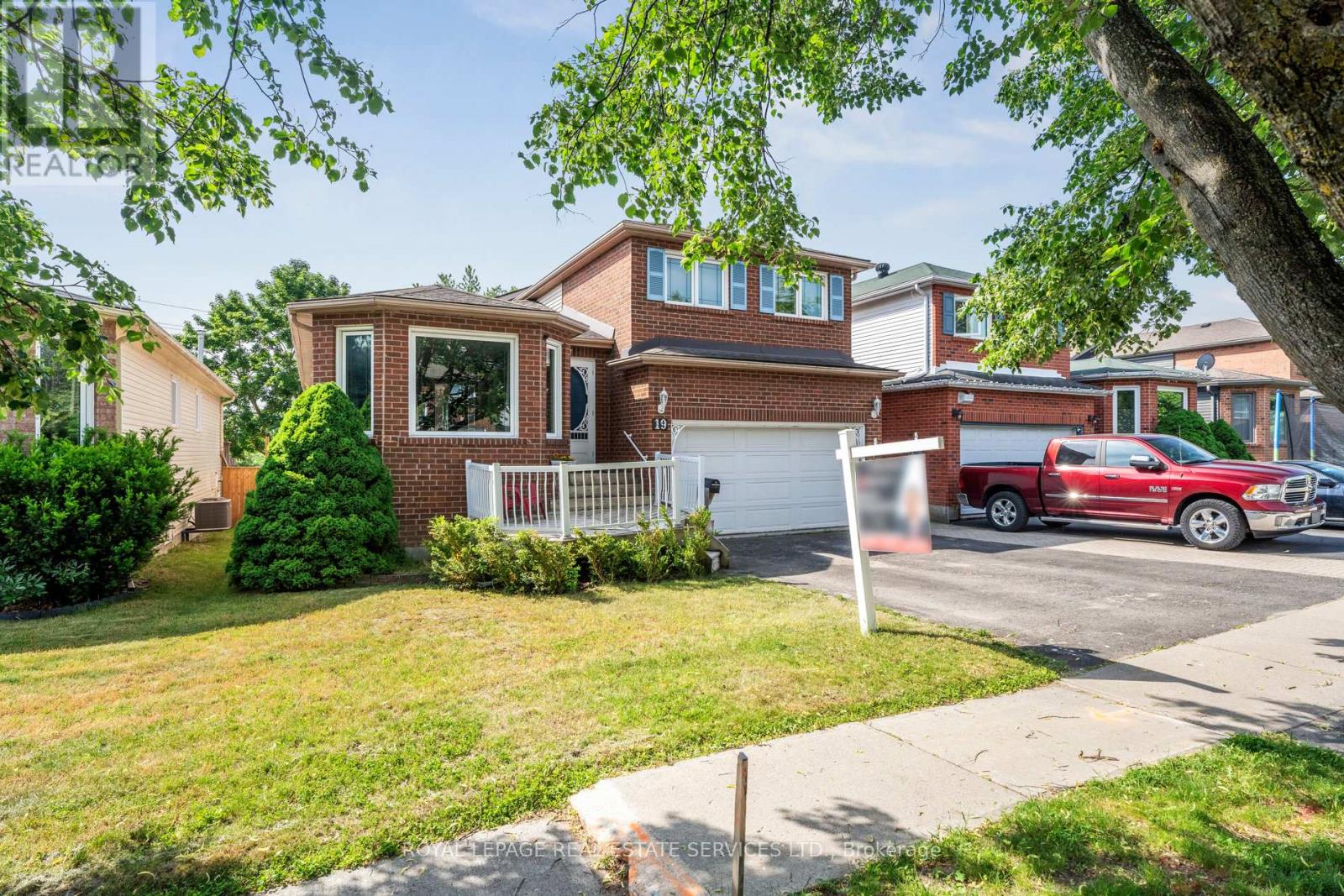 Property at 19 ENGEL CRESCENT image 3