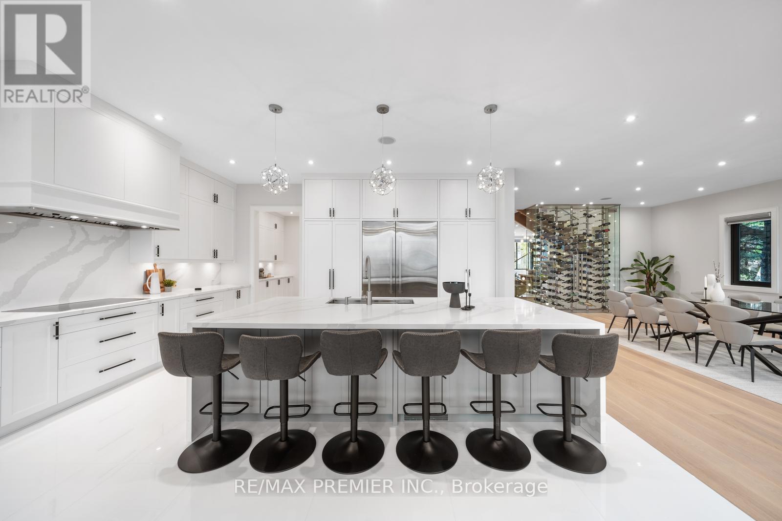 33 Cornelius Parkway, Toronto, Ontario  M6L 2K2 - Photo 15 - W12228001