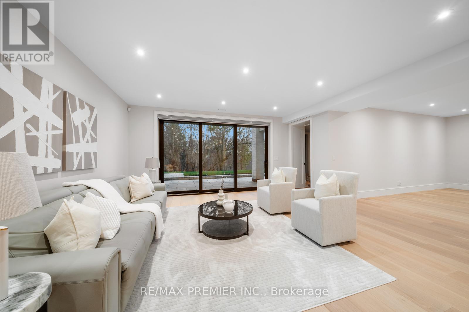33 Cornelius Parkway, Toronto, Ontario  M6L 2K2 - Photo 38 - W12228001