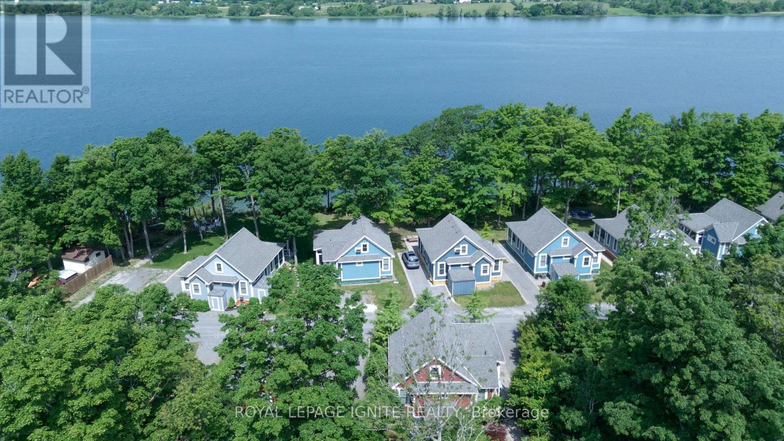 208 - 19 Summer Village Lane, Prince Edward County (Athol), Ontario  K0K 1P0 - Photo 38 - X12219067