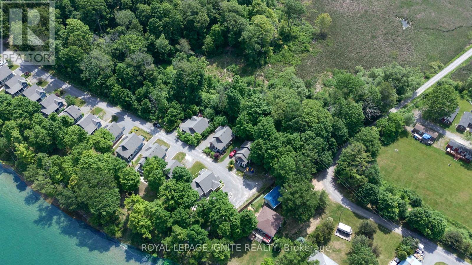 208 - 19 Summer Village Lane, Prince Edward County (Athol), Ontario  K0K 1P0 - Photo 43 - X12219067