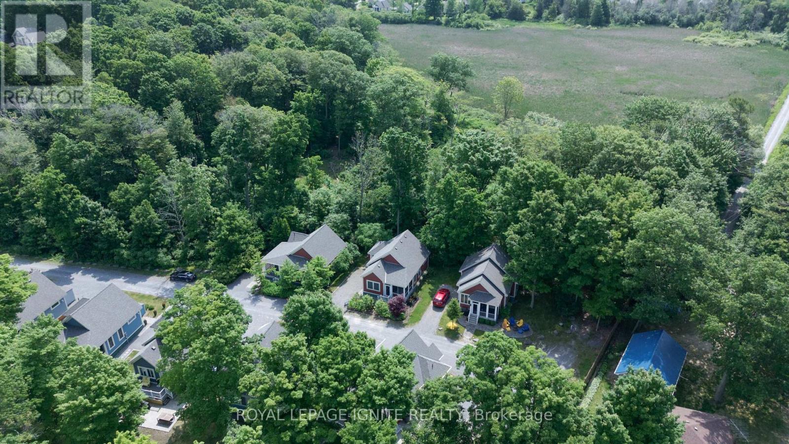 208 - 19 Summer Village Lane, Prince Edward County (Athol), Ontario  K0K 1P0 - Photo 35 - X12219067