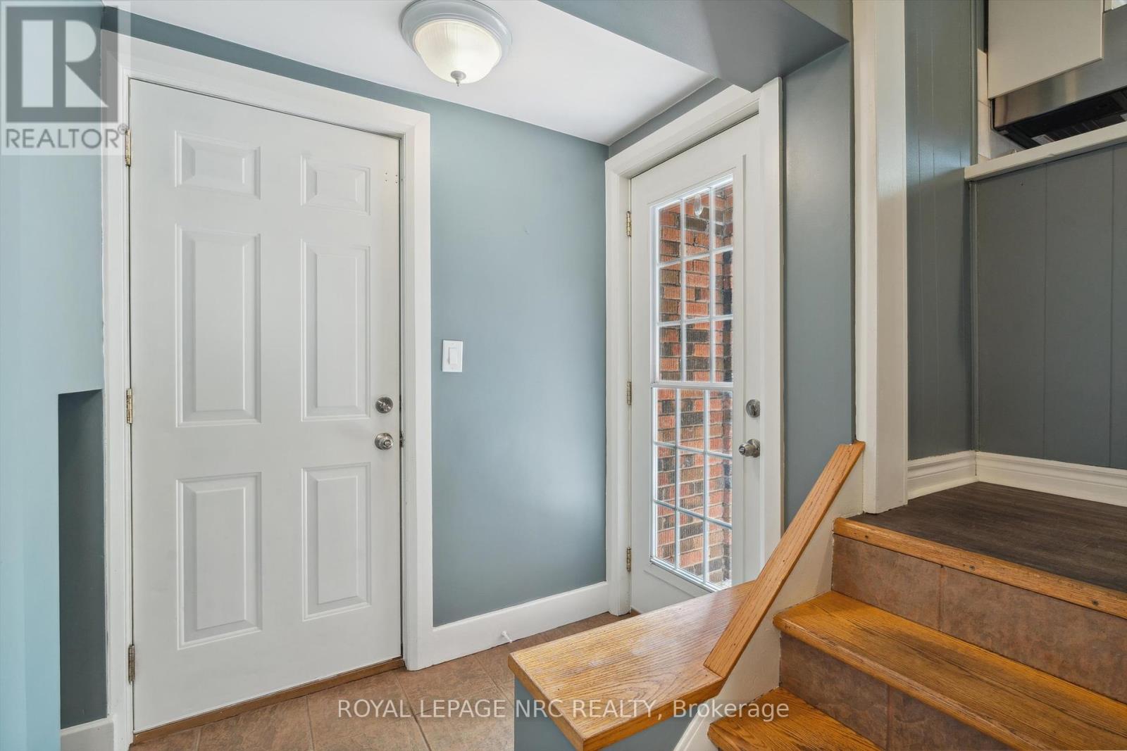 236 Highland Avenue, Fort Erie, Ontario  L2A 2X7 - Photo 22 - X12228607