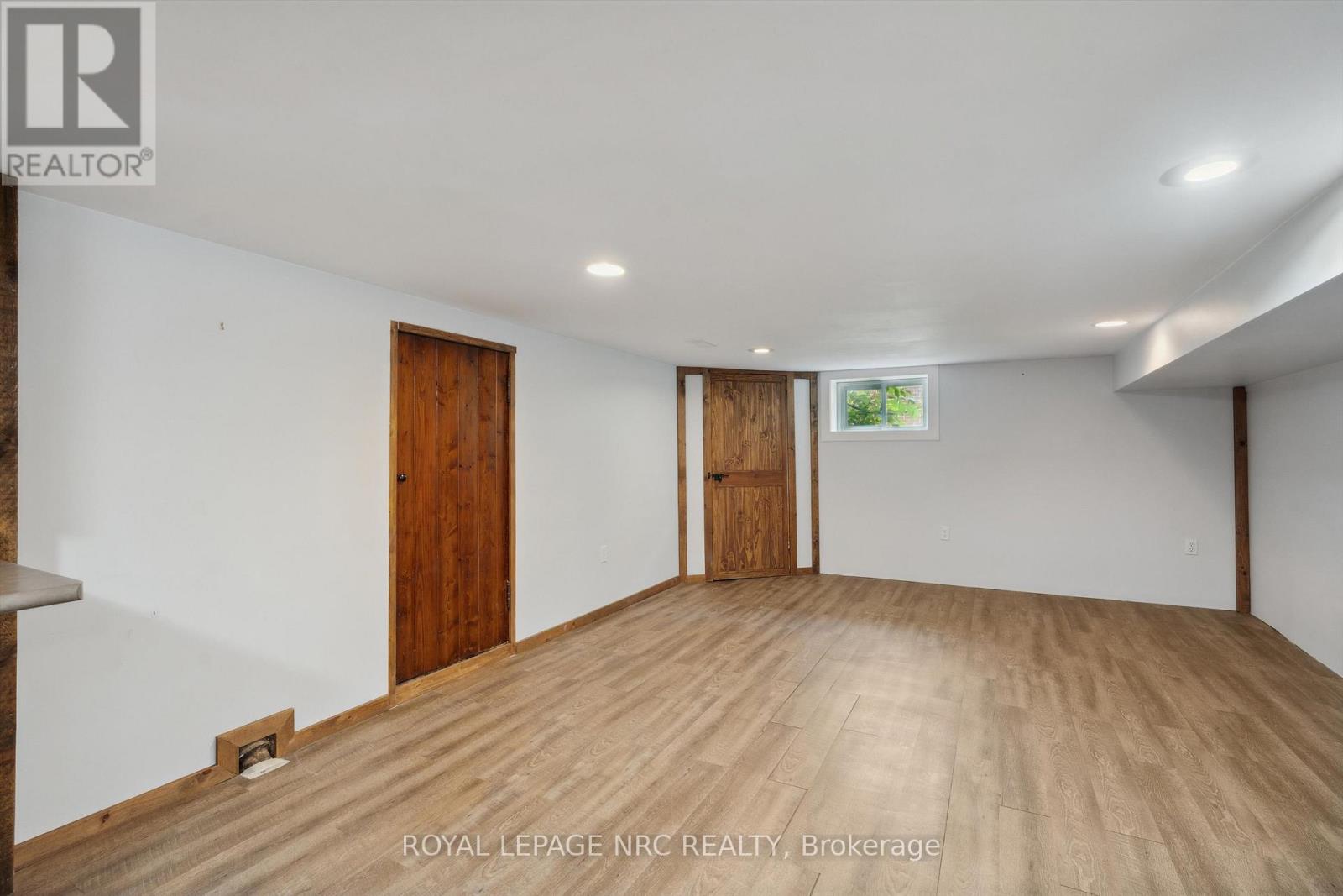 236 Highland Avenue, Fort Erie, Ontario  L2A 2X7 - Photo 25 - X12228607
