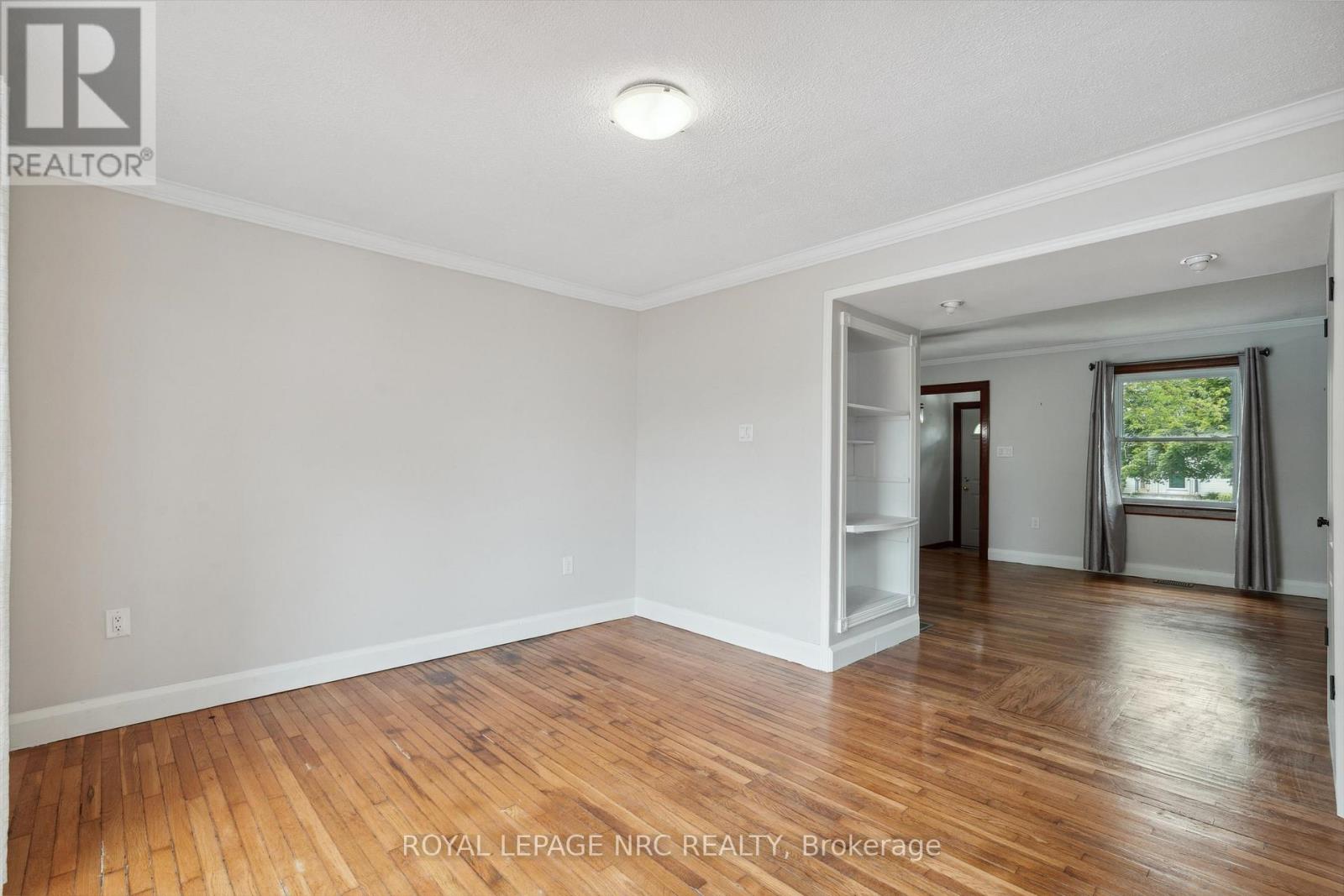 236 Highland Avenue, Fort Erie, Ontario  L2A 2X7 - Photo 8 - X12228607