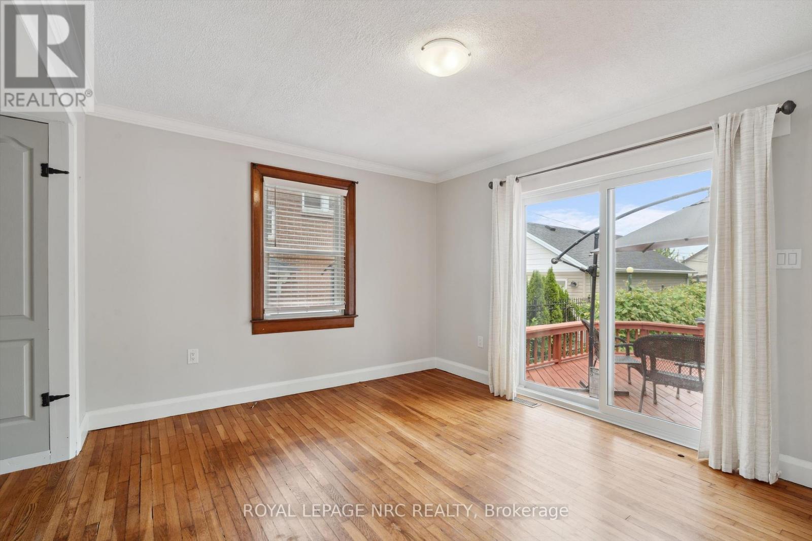 236 Highland Avenue, Fort Erie, Ontario  L2A 2X7 - Photo 9 - X12228607