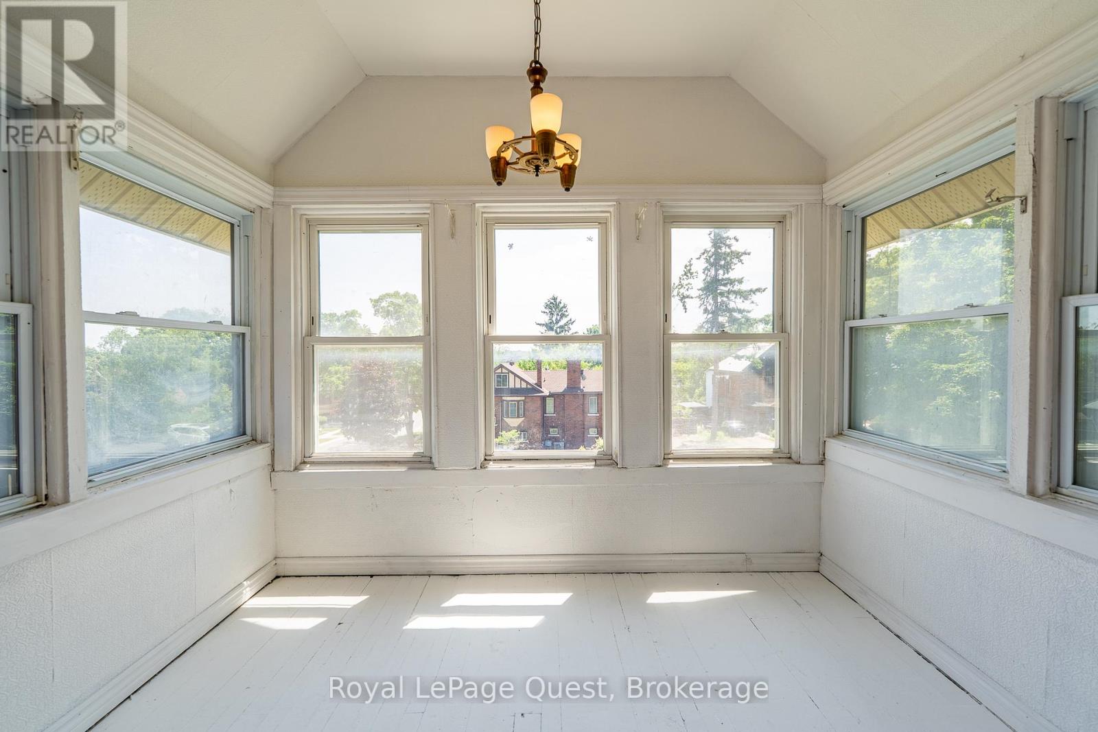120 Brant Street E, Orillia, Ontario  L3V 1Z2 - Photo 20 - S12228741