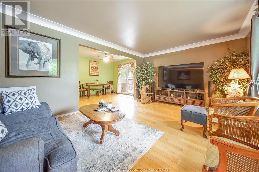 7182 Isabelle Court, Windsor, Ontario  N8S 4J7 - Photo 8 - 25015396