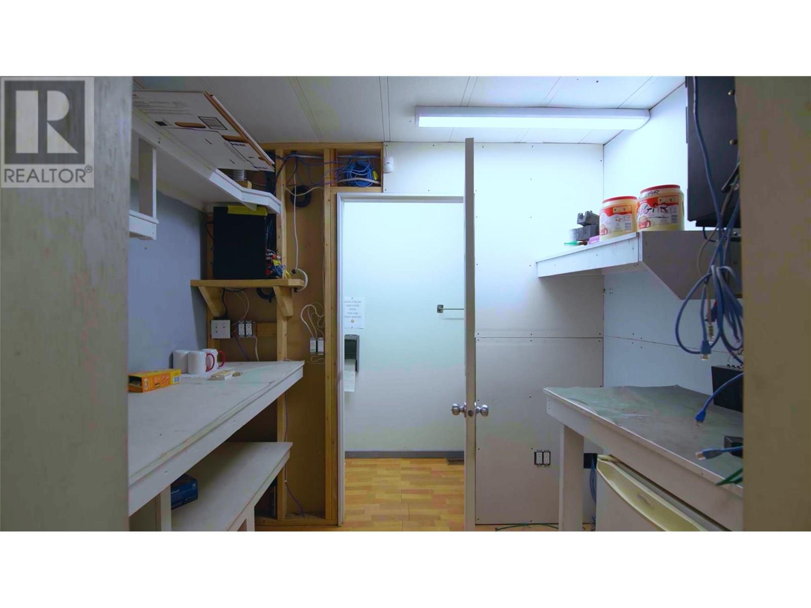 426 Aylmer Road, Chase, British Columbia  V0E 1M0 - Photo 32 - 10349764