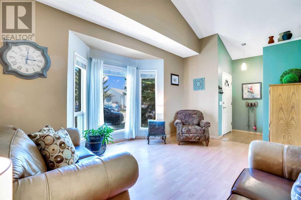 Property at 189 Coventry Place NE image 2