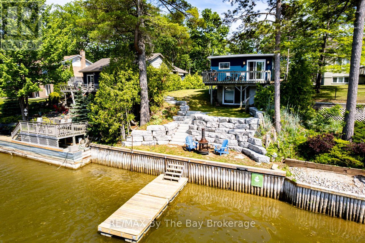 1250 River Road W, Wasaga Beach, Ontario  L9Z 2W6 - Photo 45 - S12226887