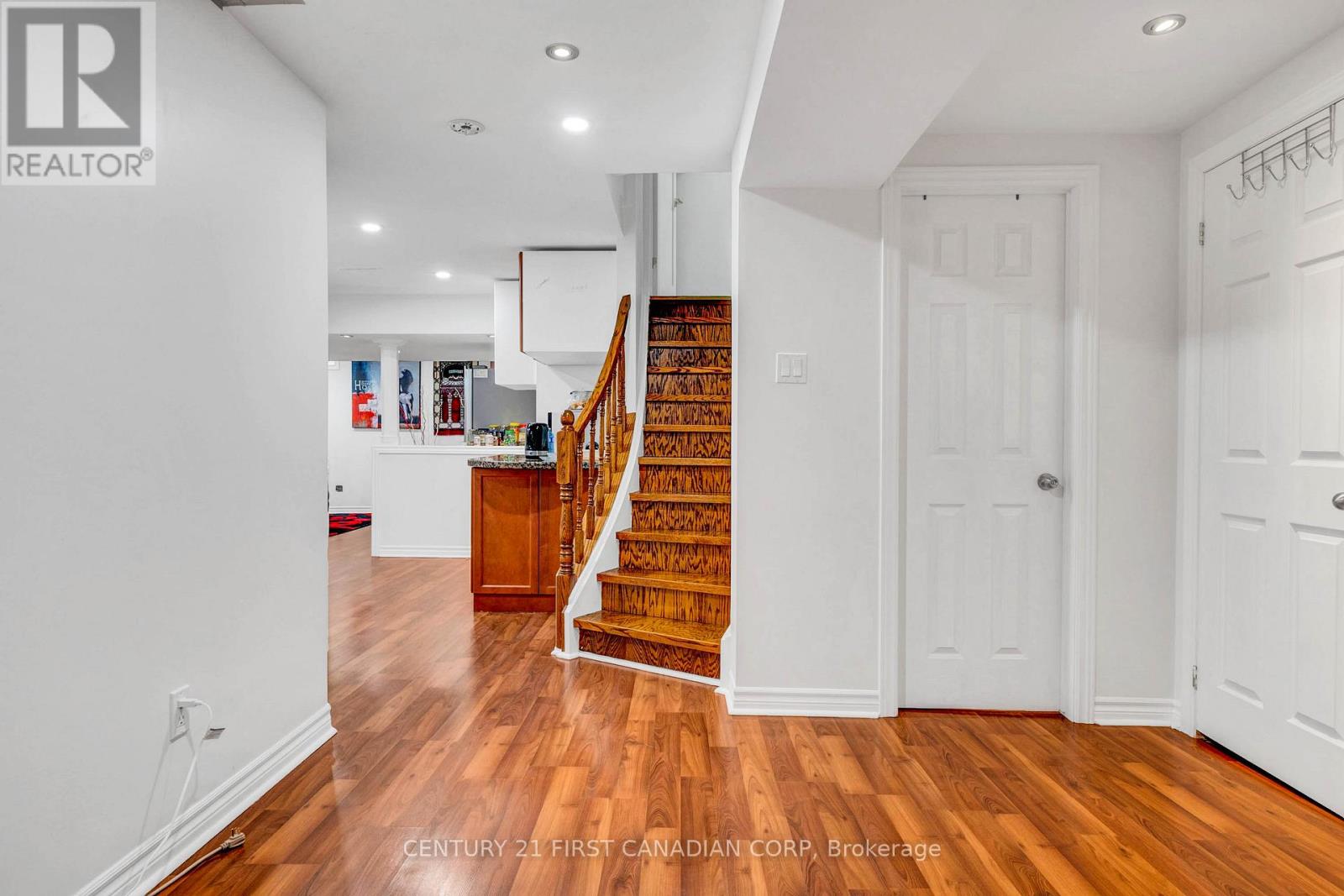 4 Freshspring Drive, Brampton (Sandringham-Wellington), Ontario  L6R 3H6 - Photo 36 - W12228854