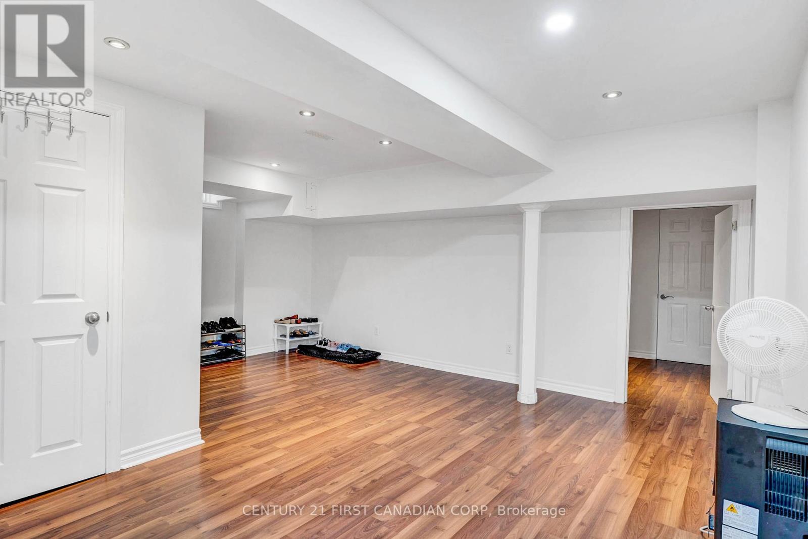4 Freshspring Drive, Brampton (Sandringham-Wellington), Ontario  L6R 3H6 - Photo 42 - W12228854