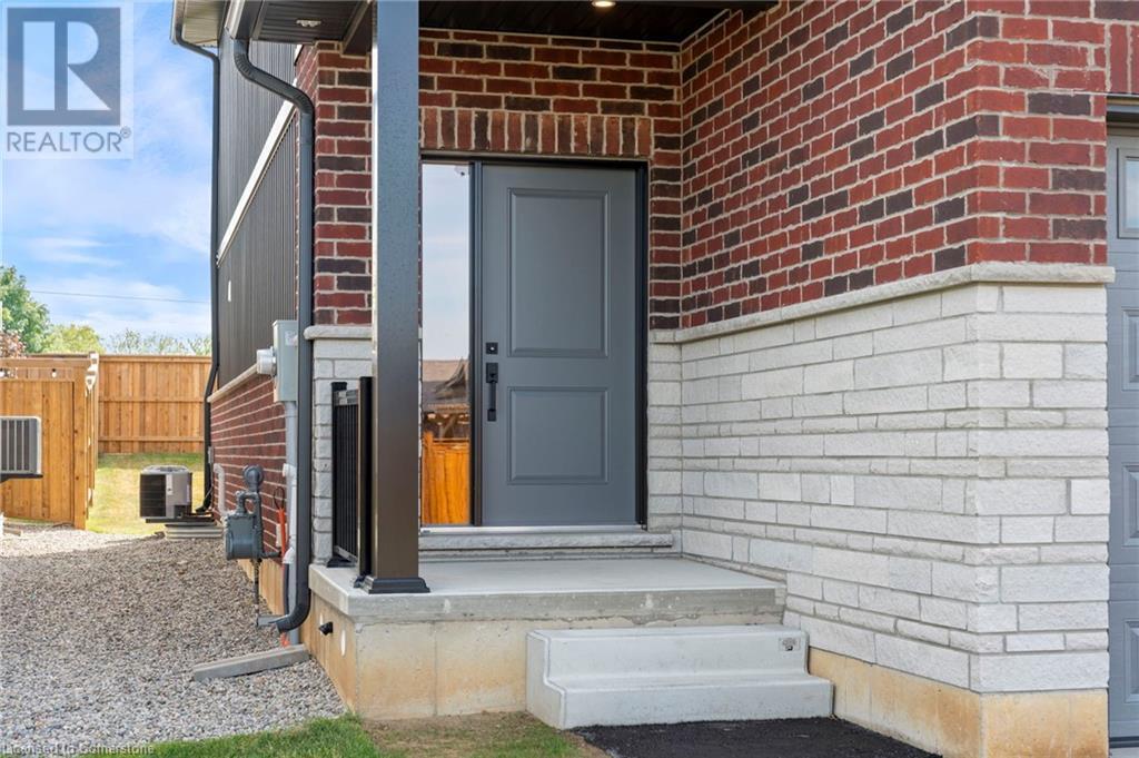 Property at 127 AMBER Street image 2