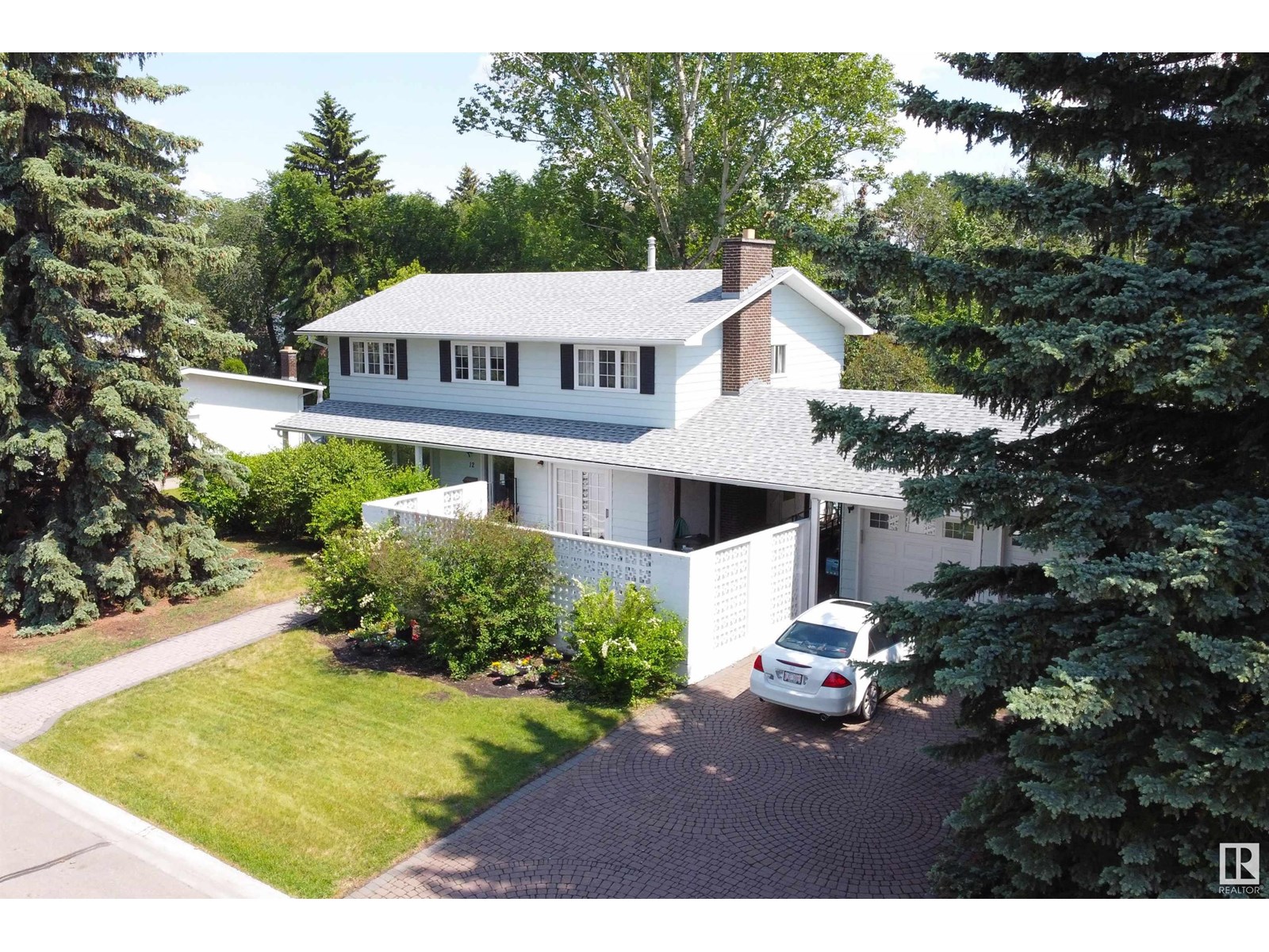 Property at 12 VILLAGE RD image 1