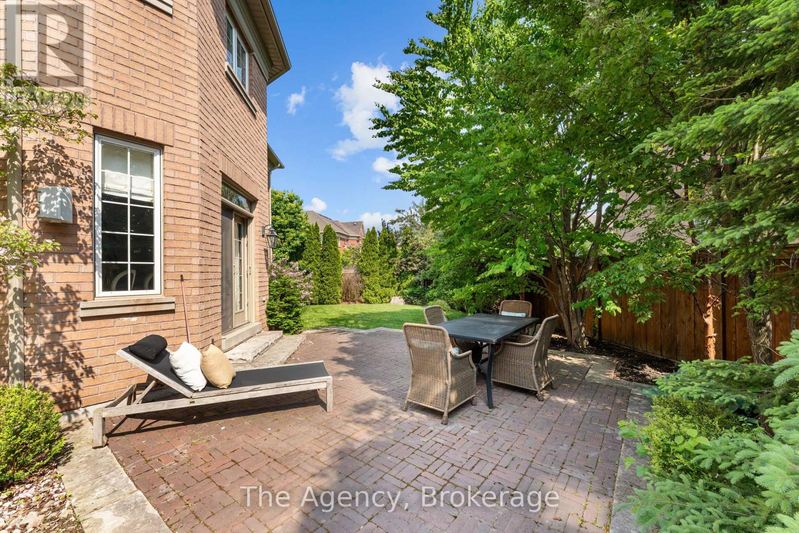 297 Fritillary Street, Oakville, Ontario L6L 6W7 - Photo 44 - W12228939