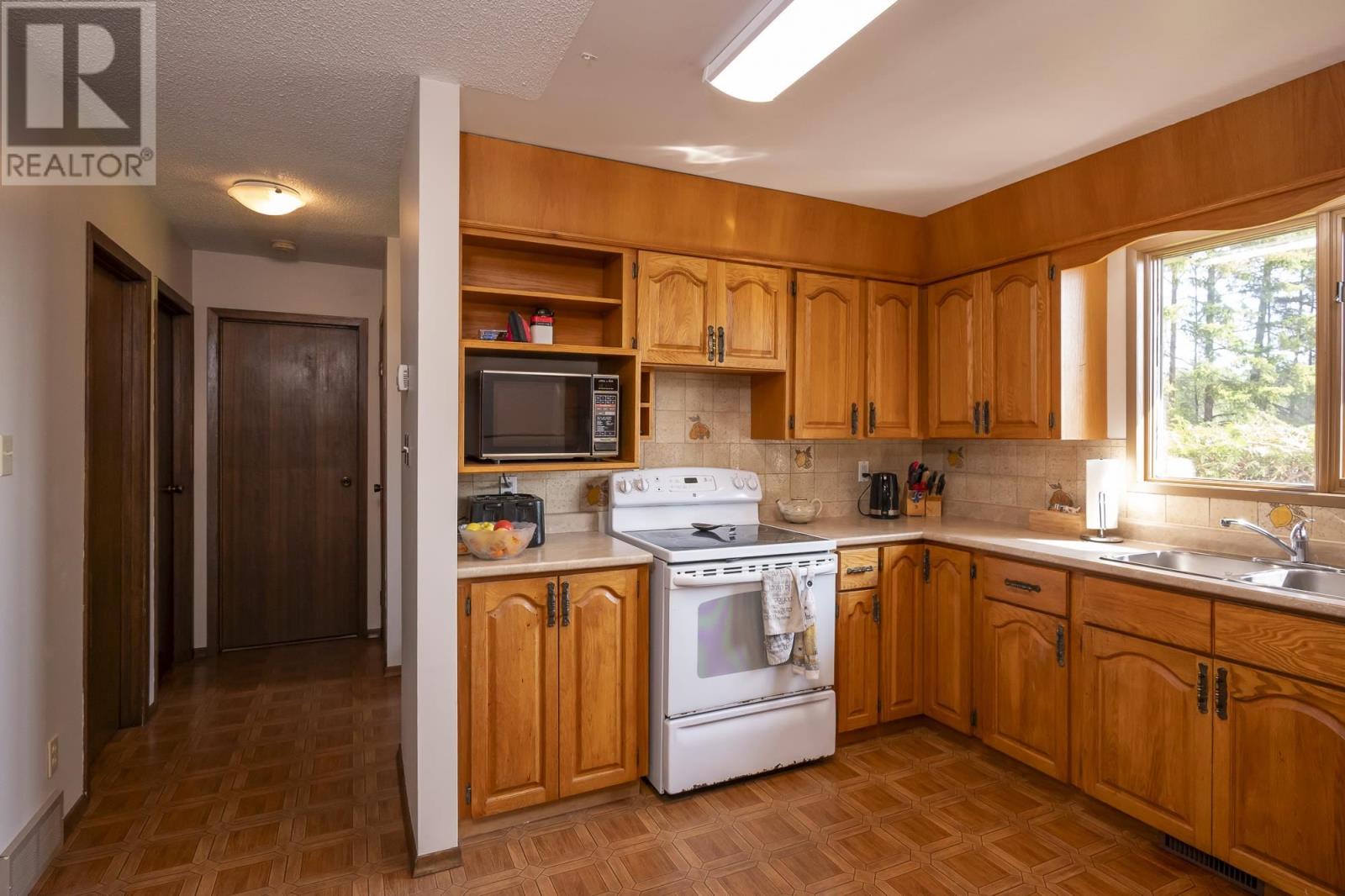 Property at 630 Onion Lake RD image 4