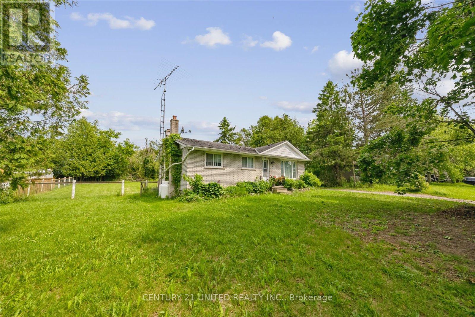 Property at 18 CEDARVIEW DRIVE image 2
