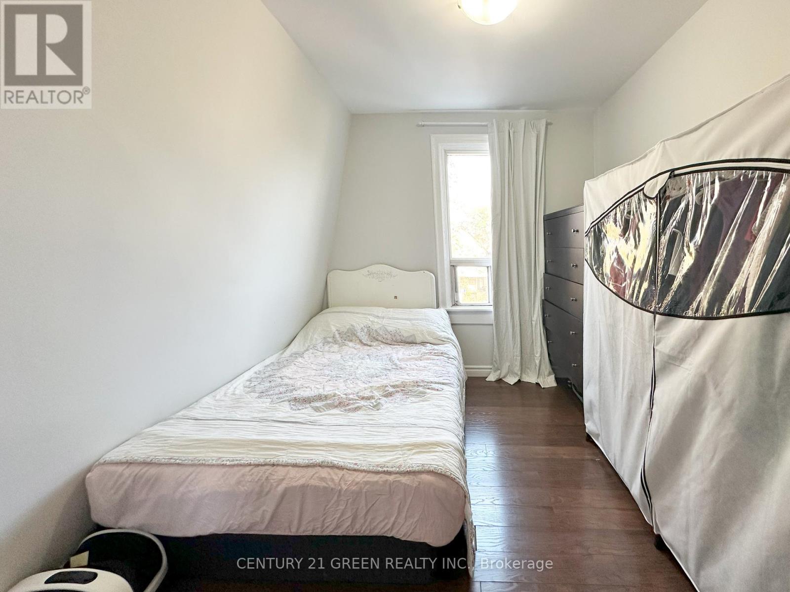 61 Francis Street, Hamilton, Ontario  L8L 3V2 - Photo 12 - X12196512
