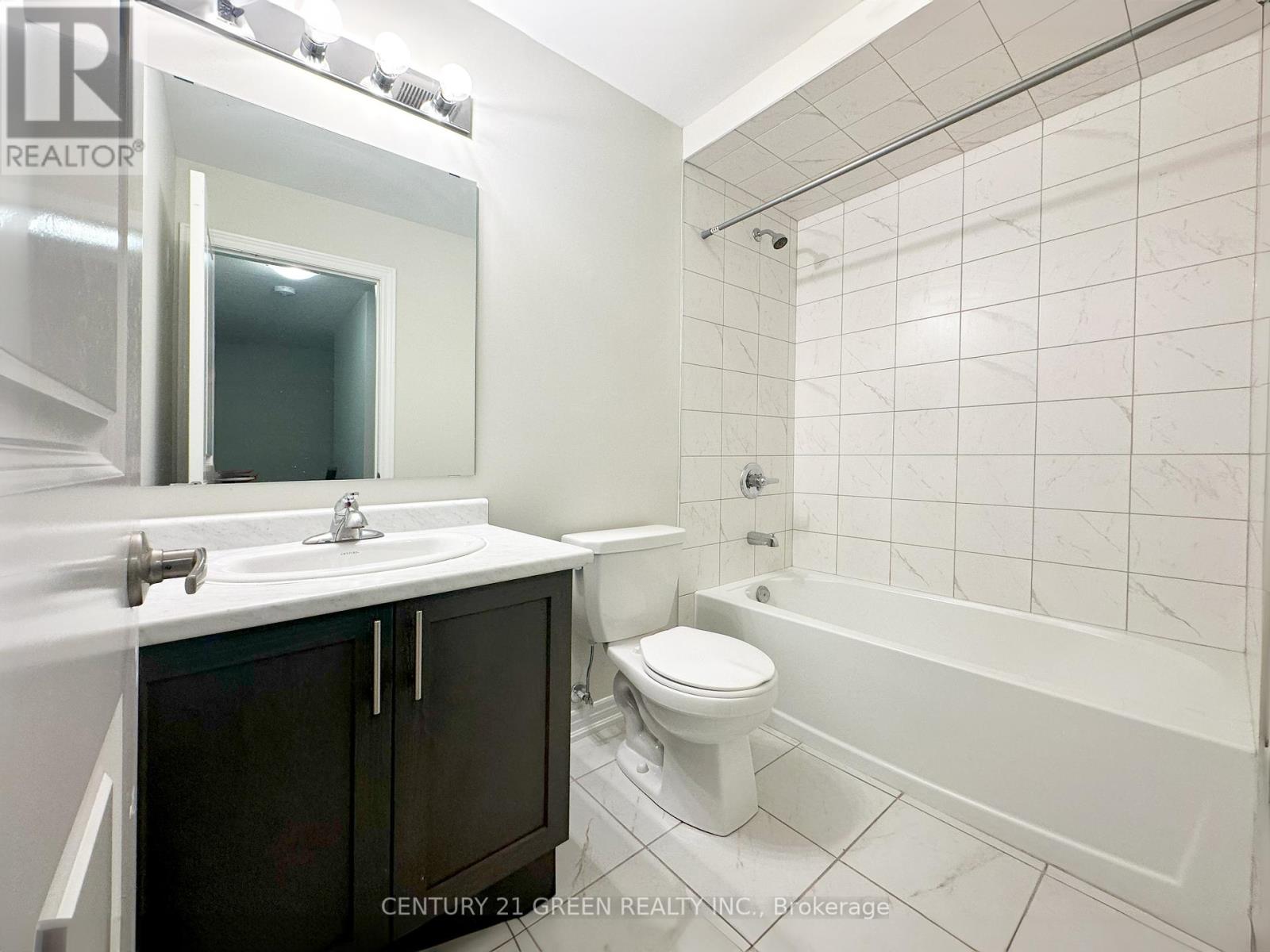 11 Mia Drive, Hamilton, Ontario  L9B 1K2 - Photo 26 - X12196571