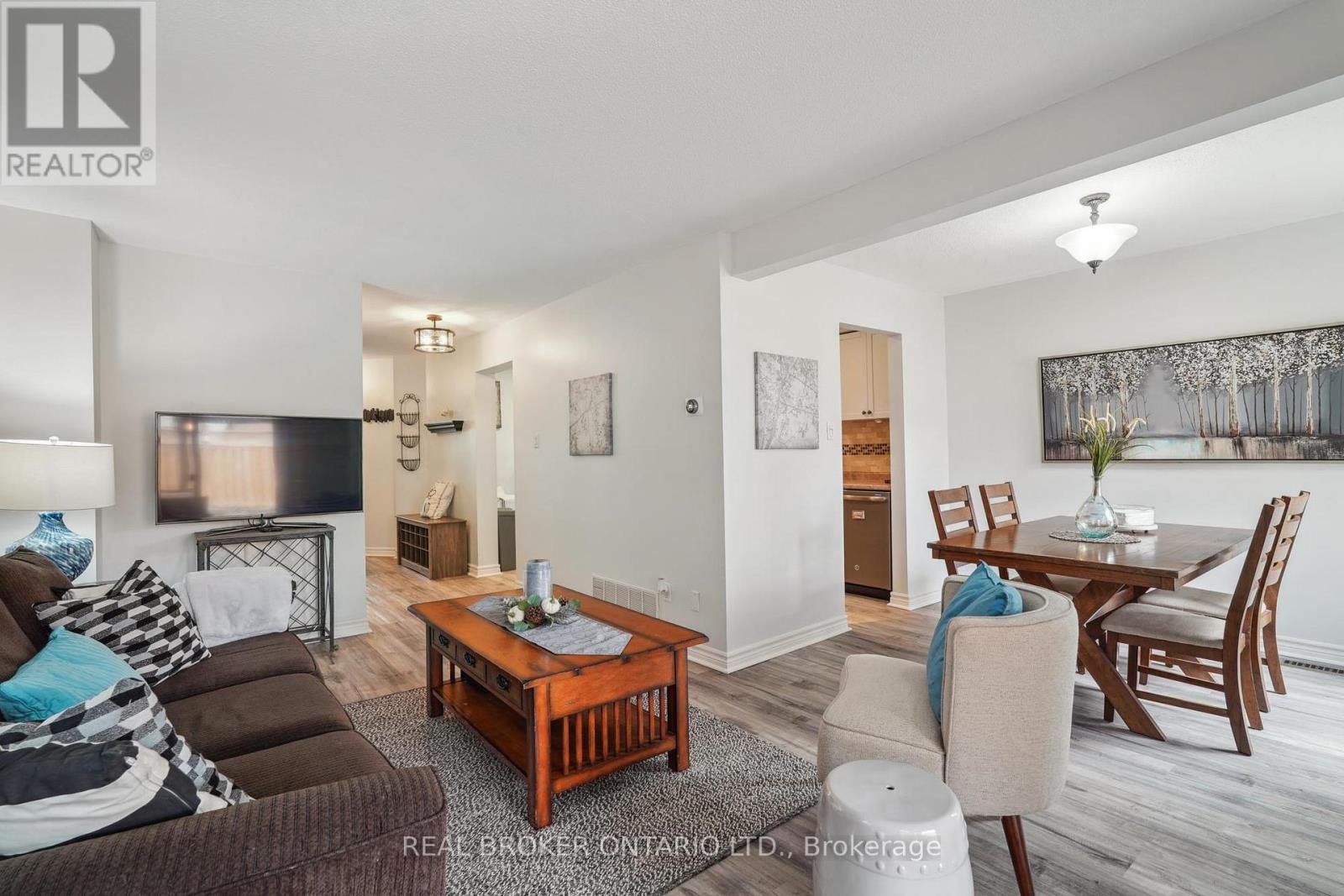 Property at 2709 ROMARK MEWS image 5