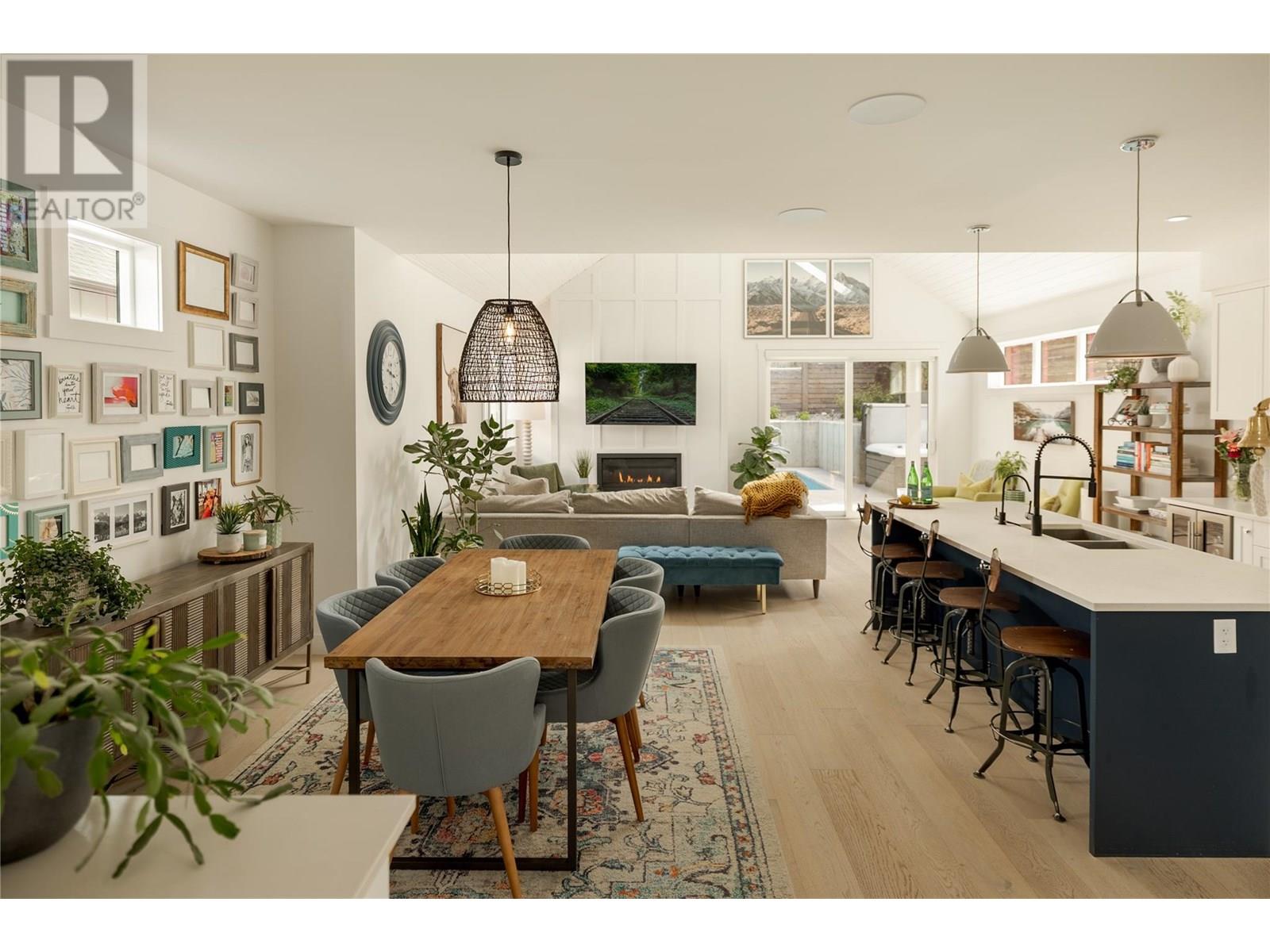Property at 765 Barnaby Road image 4