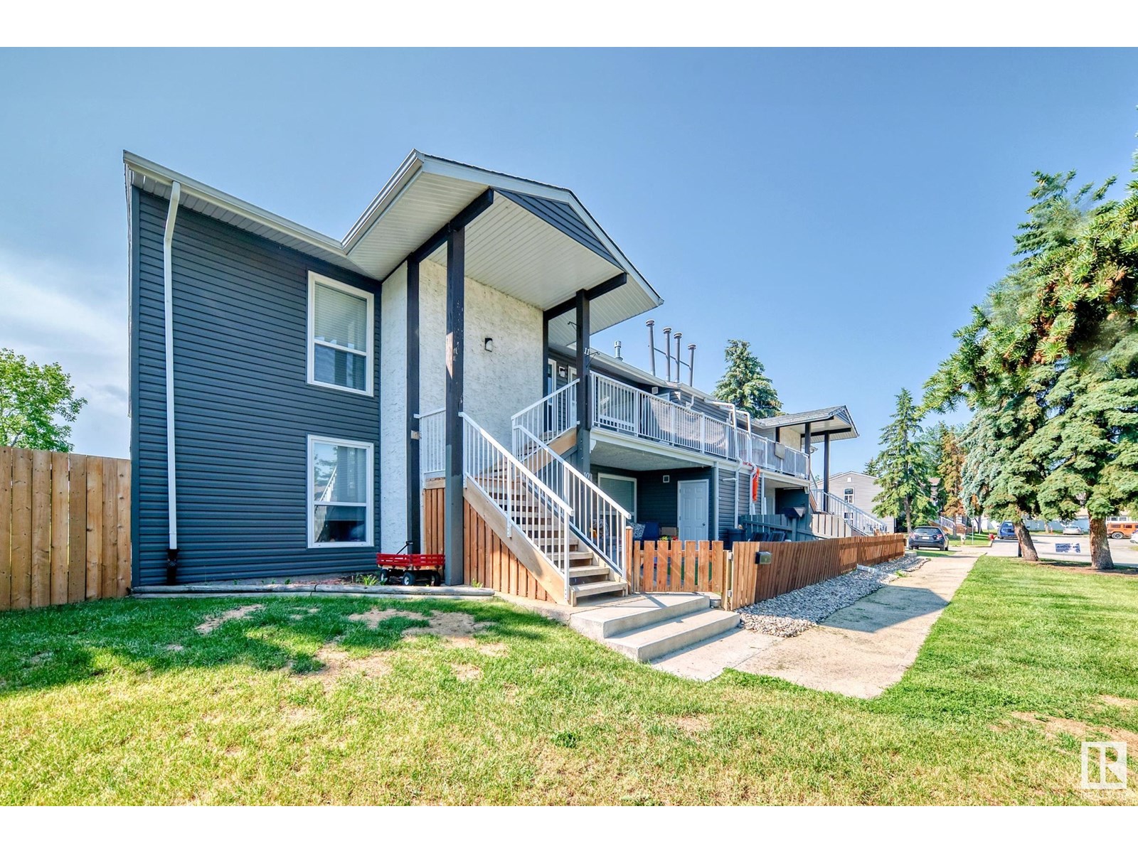 Property at #11 3111 142 AV NW image 1