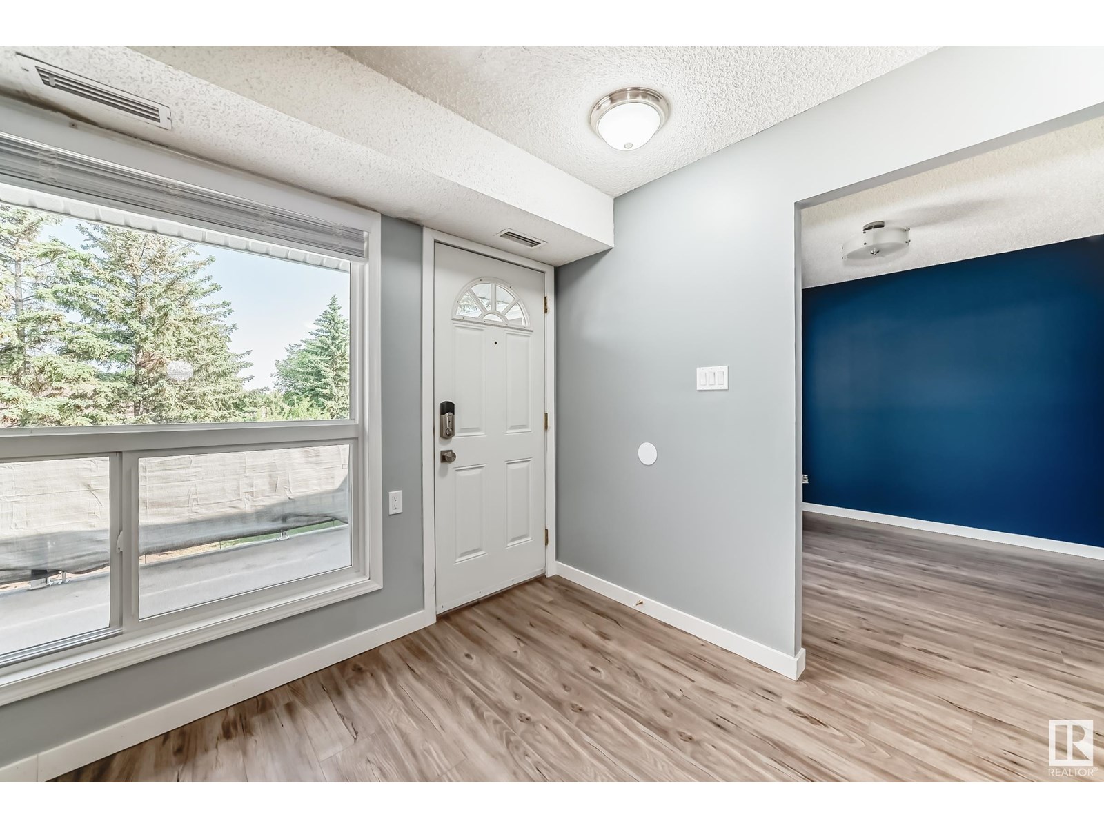 Property at #11 3111 142 AV NW image 3
