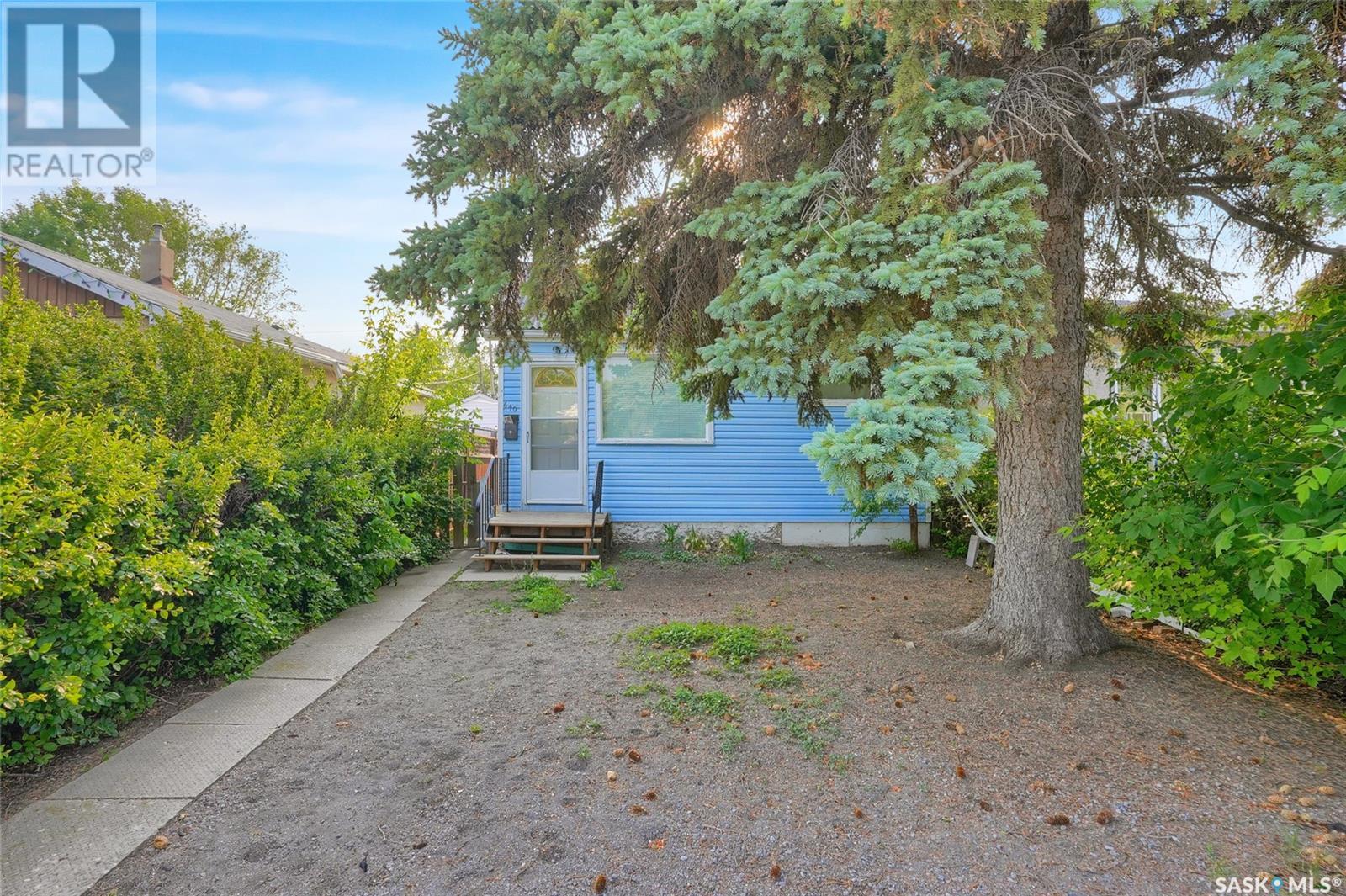 Property at 640 GARNET STREET image 3