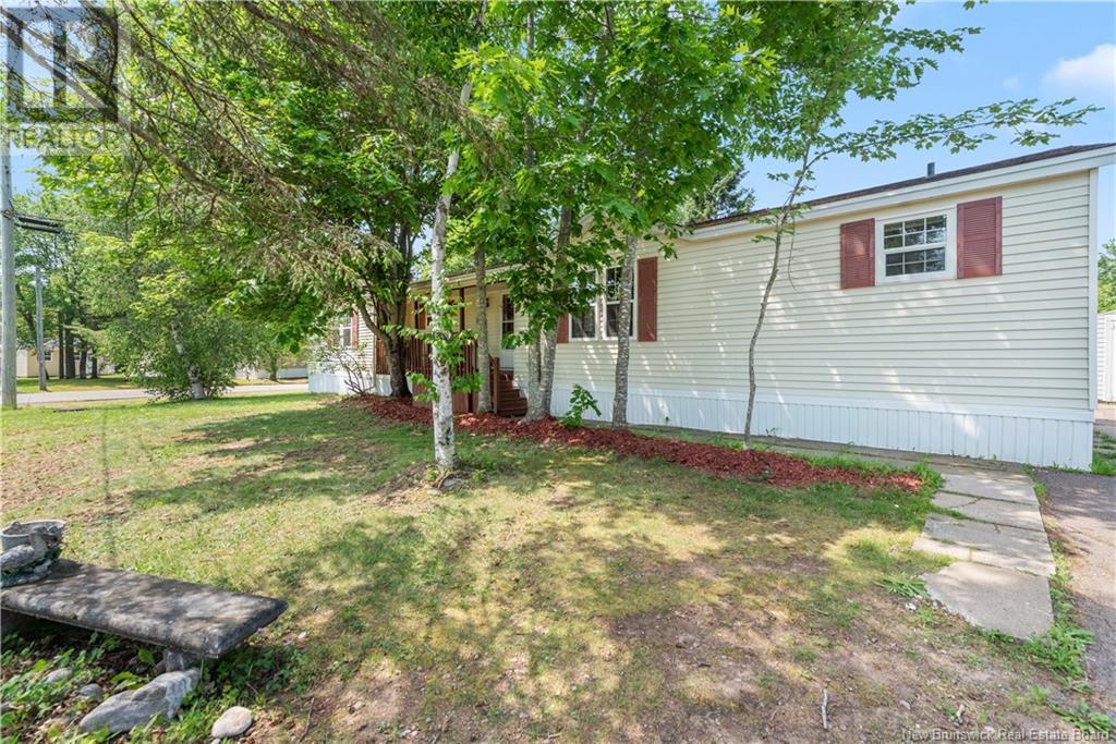 Property at 1 Heron Street image 3