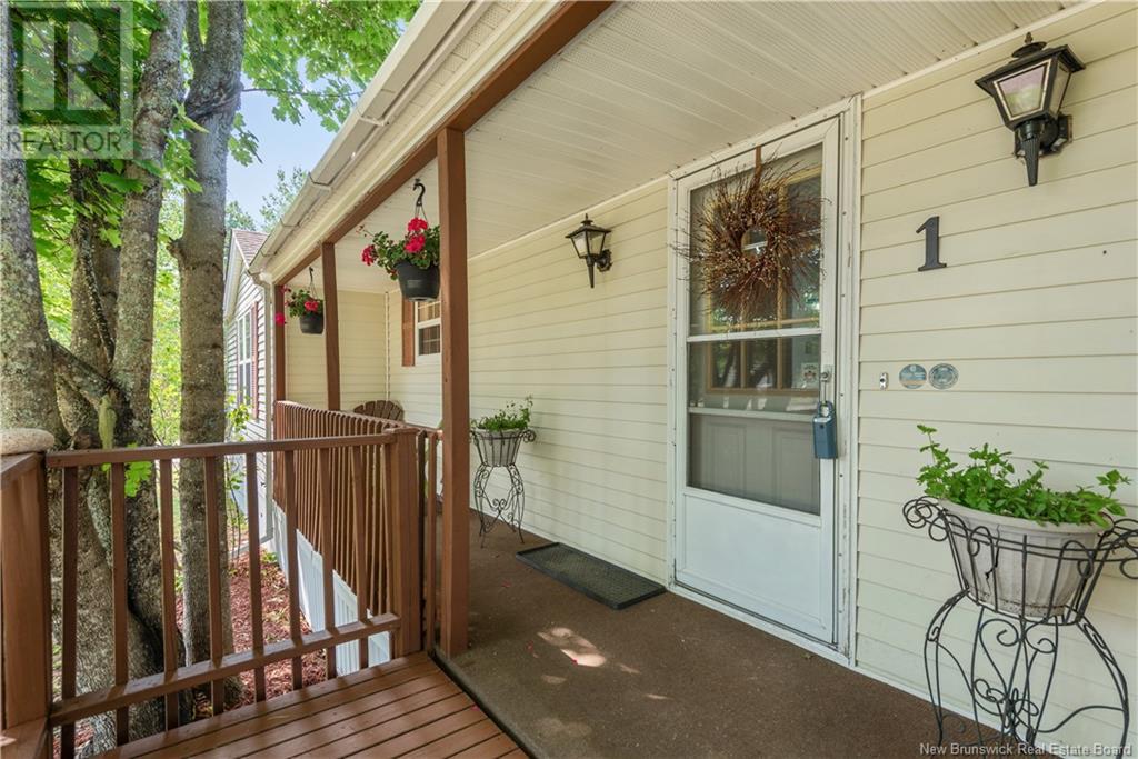 Property at 1 Heron Street image 5