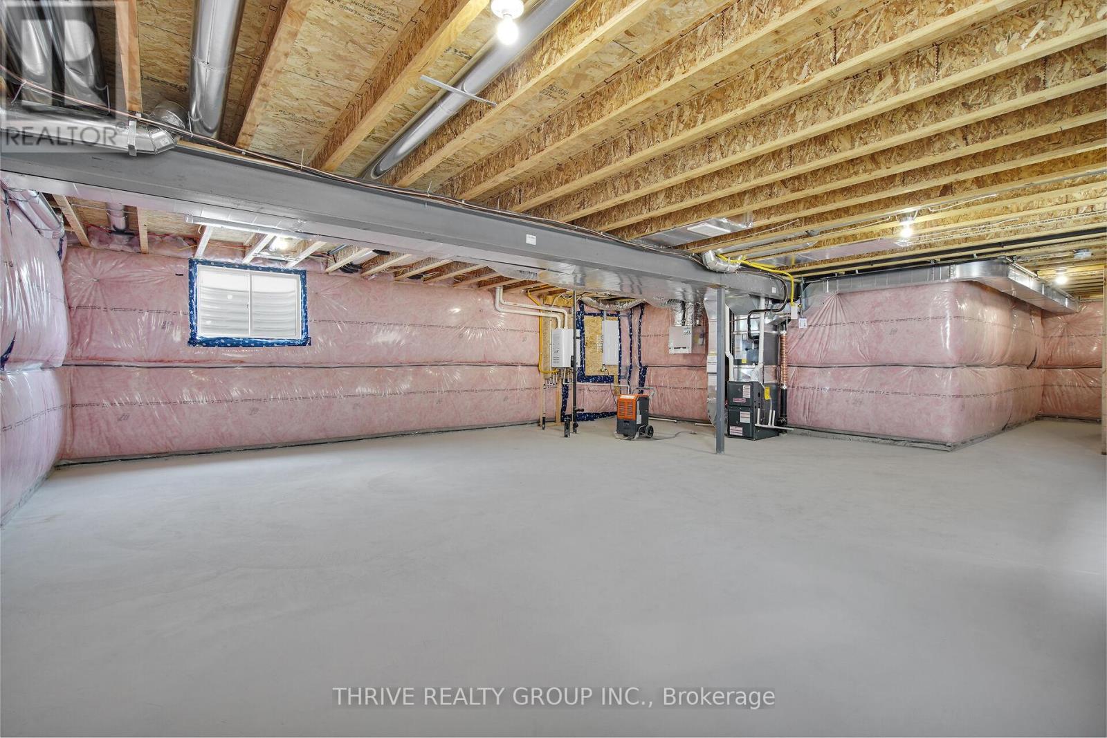 3084 Buroak Drive, London North (North S), Ontario  N6G 3M1 - Photo 38 - X12229121