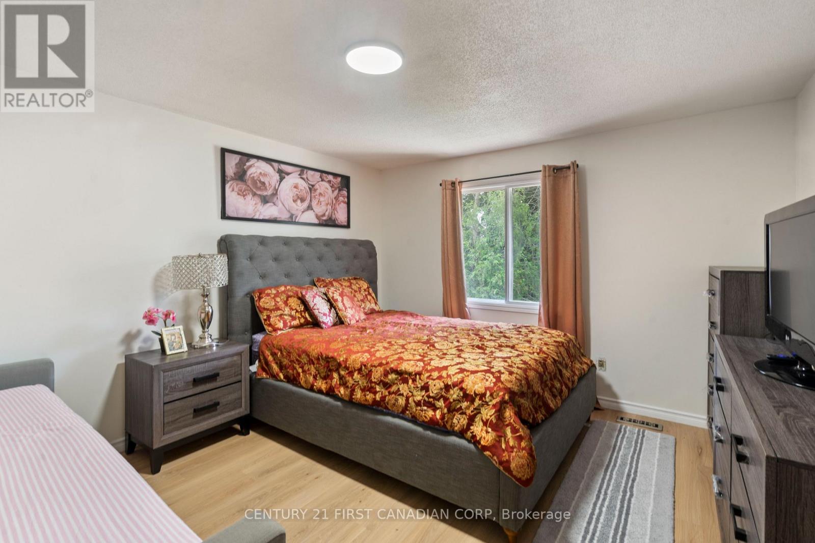 139 Kimberley Avenue, London South (South J), Ontario  N5Z 4Z2 - Photo 19 - X12229168