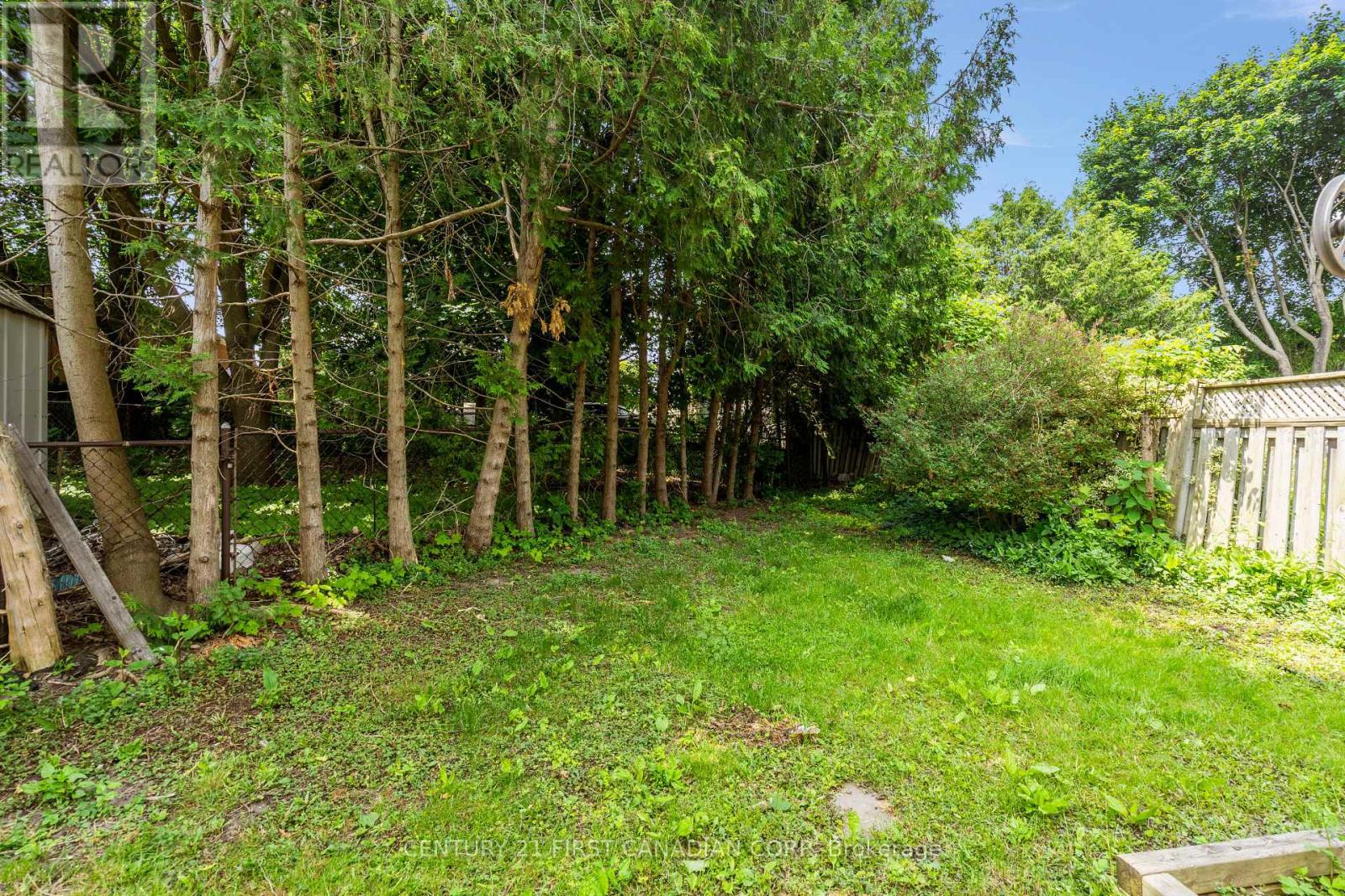 139 Kimberley Avenue, London South (South J), Ontario  N5Z 4Z2 - Photo 35 - X12229168