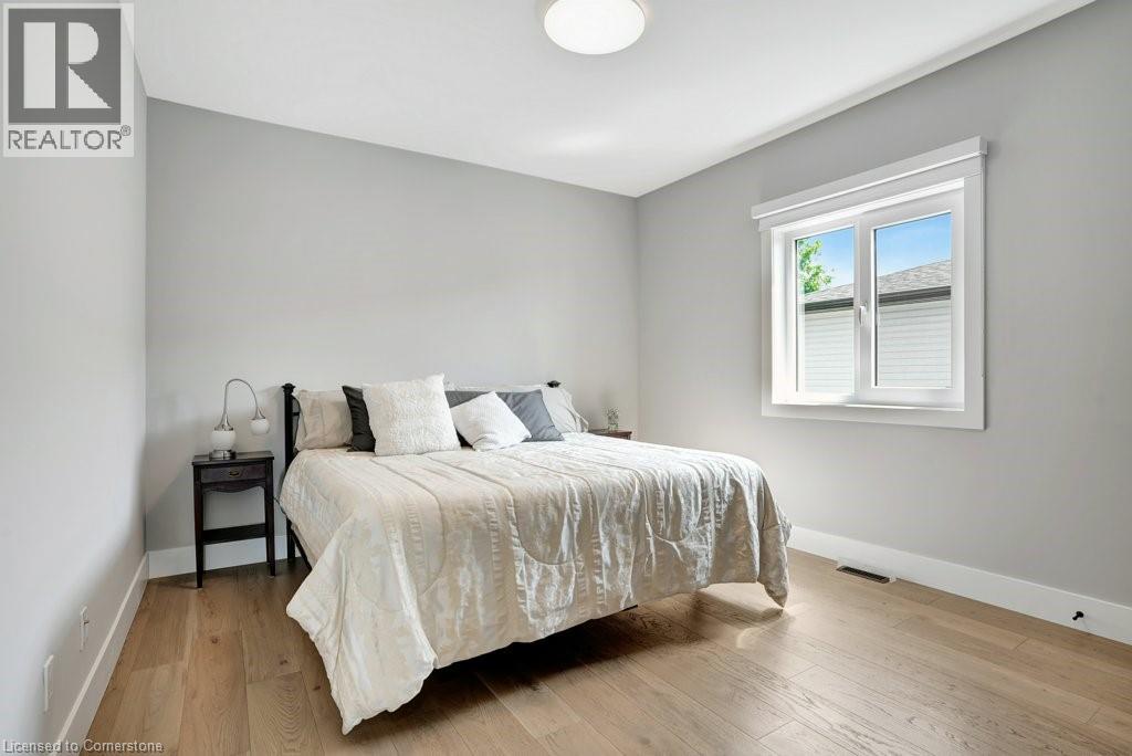 2208 Red Thorne Avenue, London, Ontario  N6P 0E9 - Photo 24 - 40742527