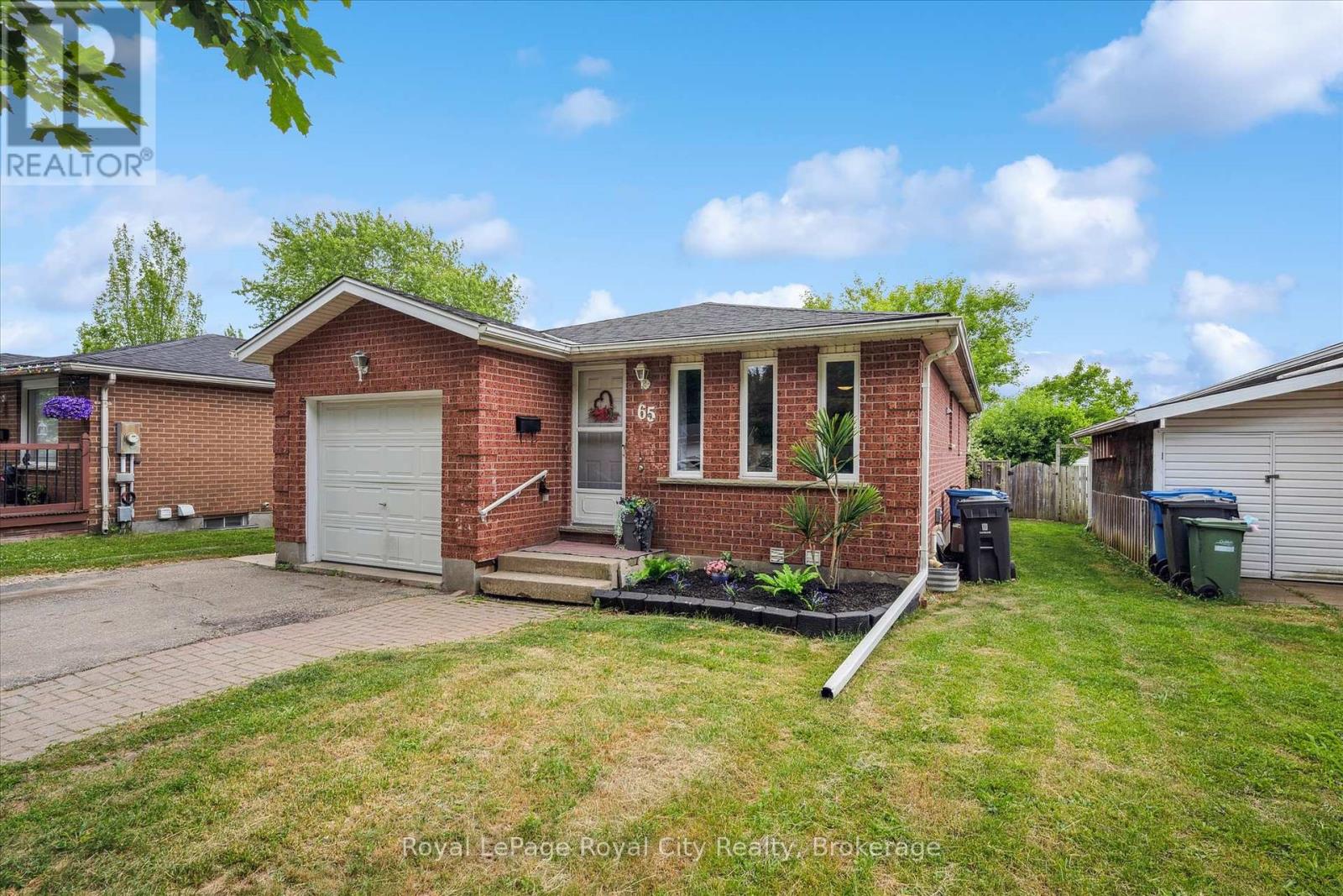 Property at 65 EASTVIEW ROAD image 4