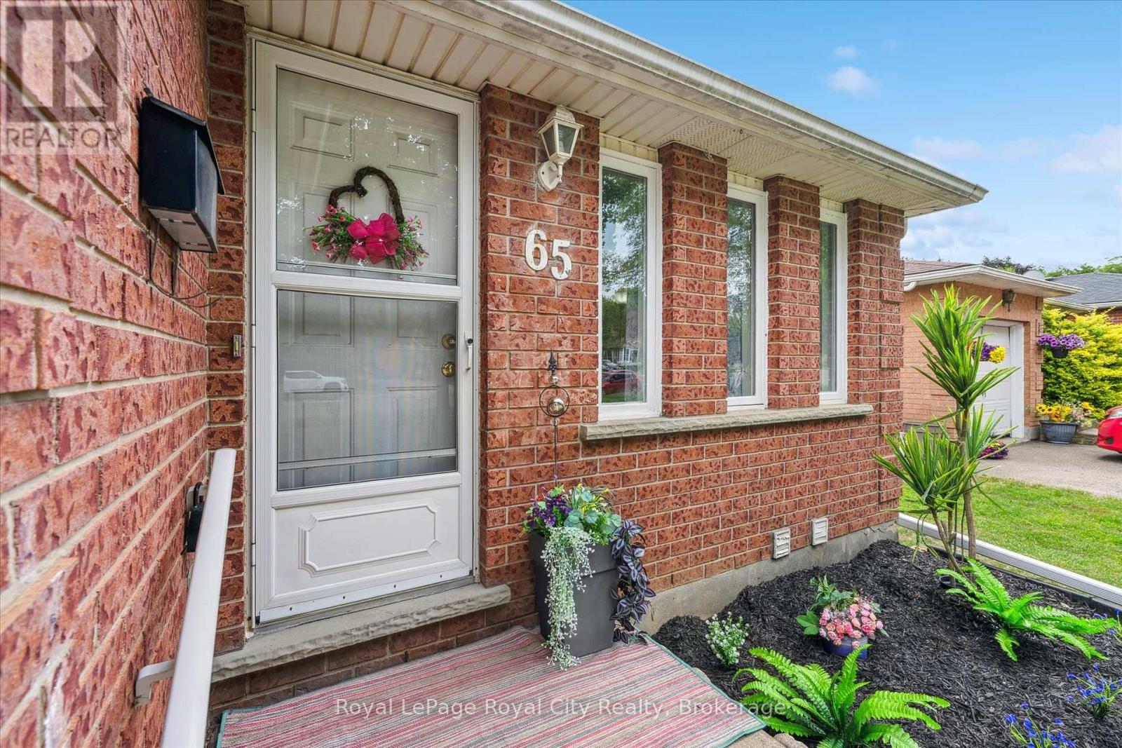 Property at 65 EASTVIEW ROAD image 5