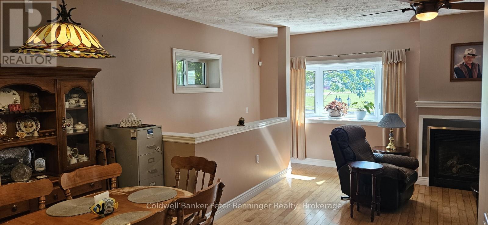 594 William Street N, West Grey, Ontario  N0G 1R0 - Photo 13 - X12229170