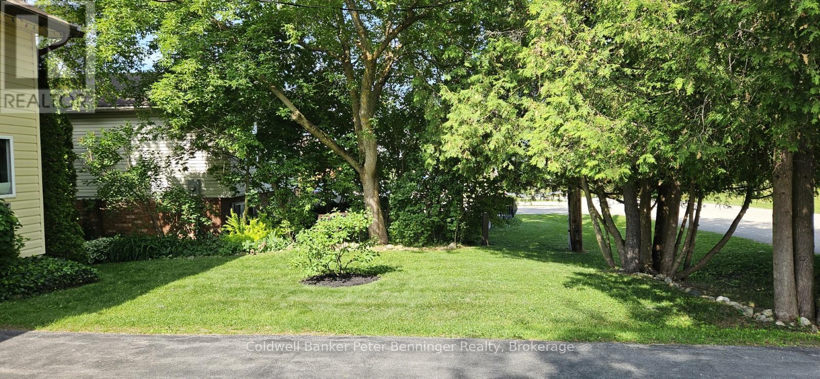 594 William Street N, West Grey, Ontario  N0G 1R0 - Photo 5 - X12229170