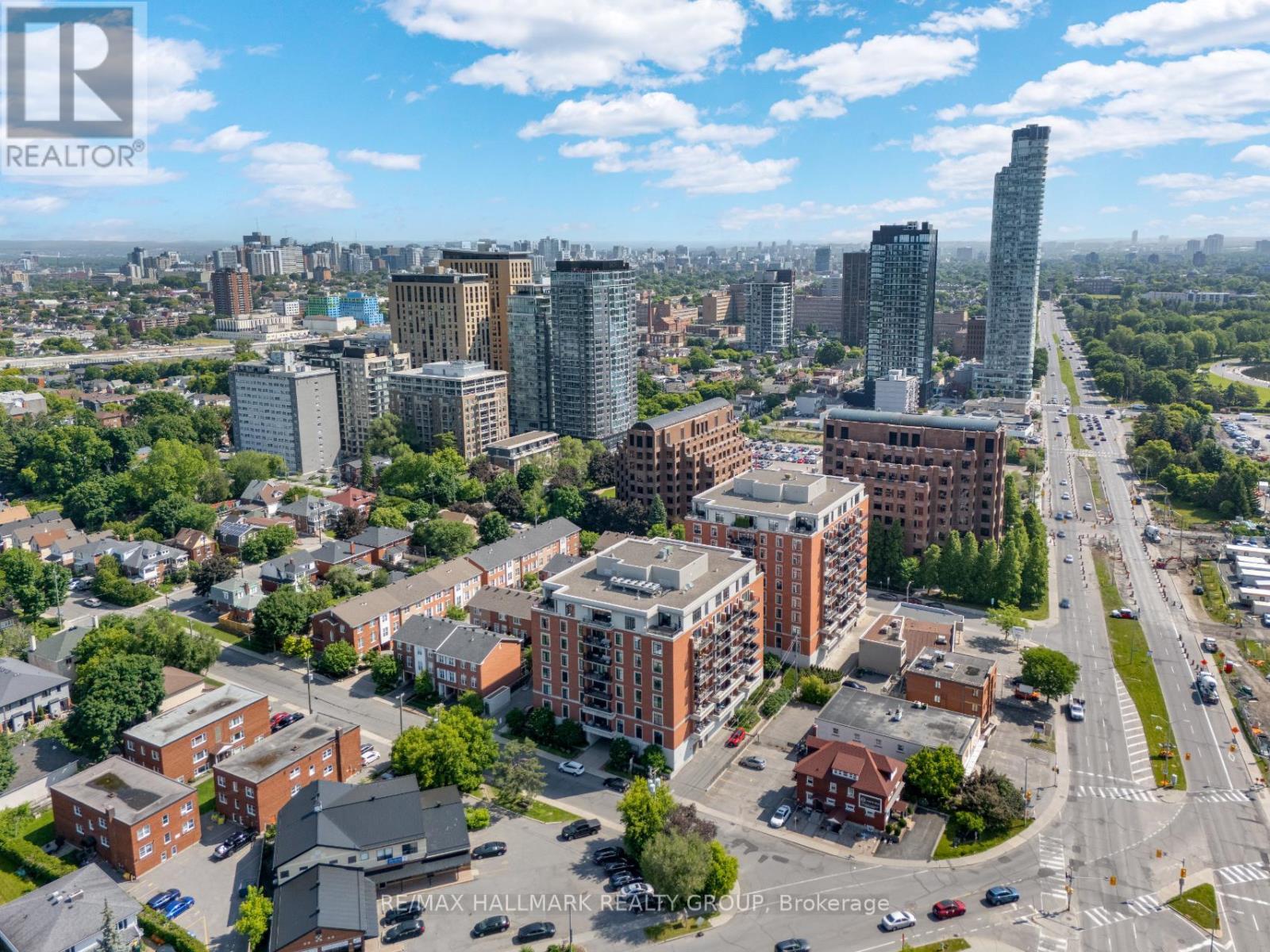 Property at 604 - 327 BREEZEHILL AVENUE S image 3